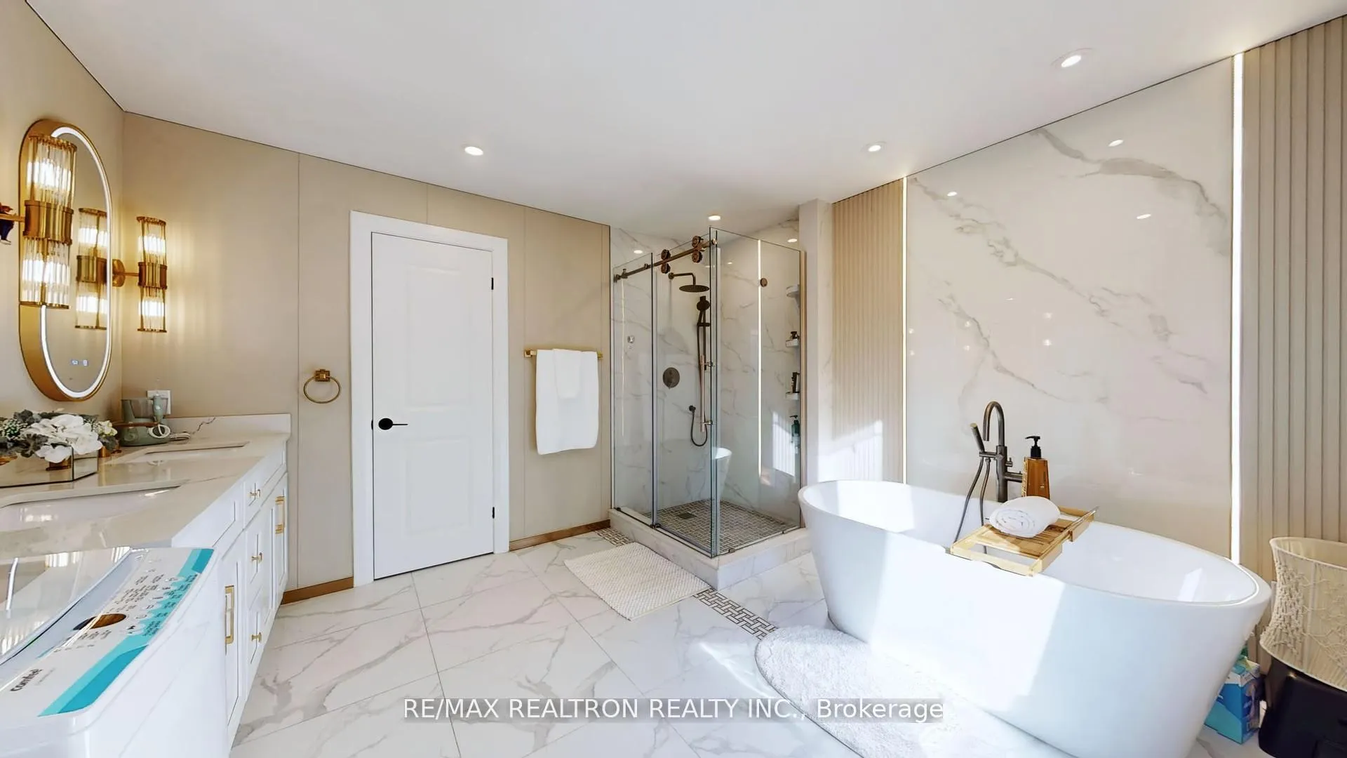 Photo 32 of 1 Whitelaw Court, Markham, Grandview — HOMEH