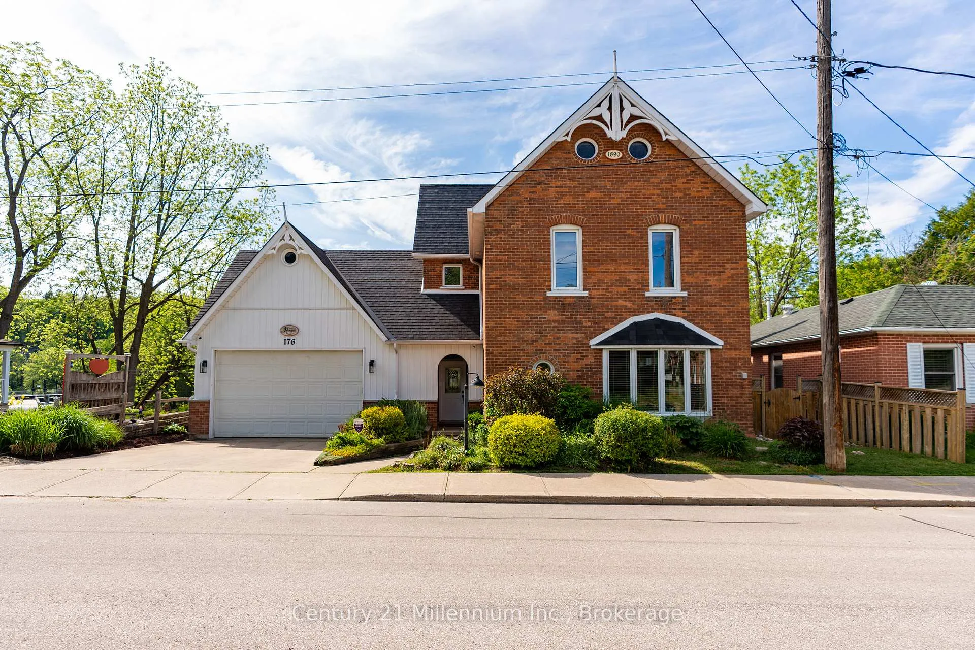 Photo 1 of 176 5th A Street E, Owen Sound — HOMEH