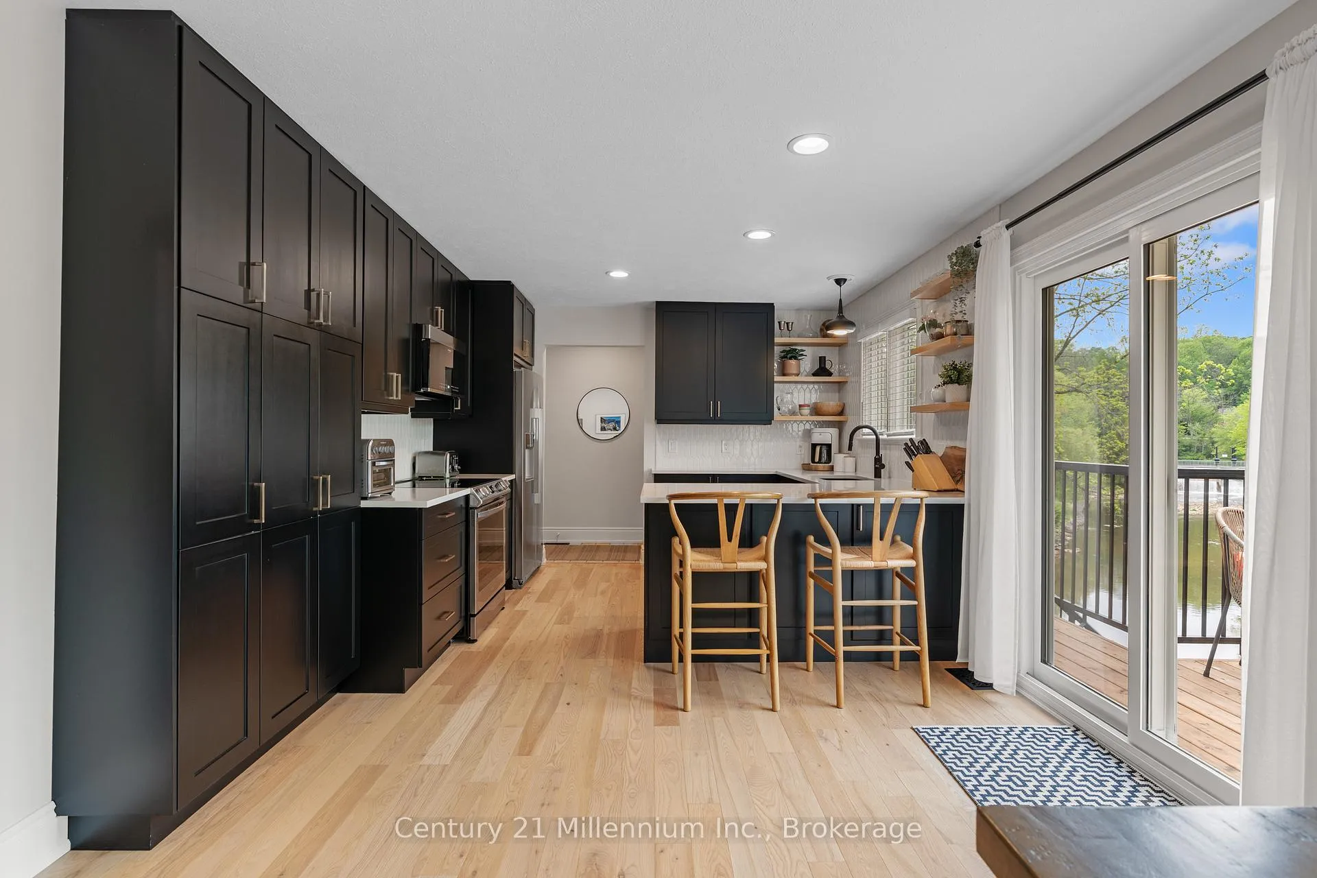 Photo 20 of 176 5th A Street E, Owen Sound — HOMEH