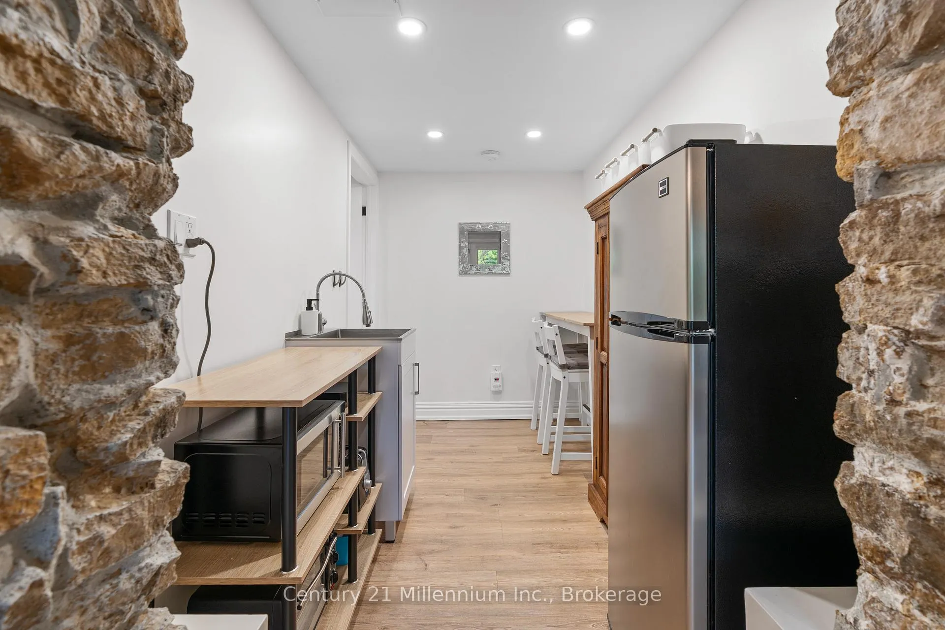 Photo 40 of 176 5th A Street E, Owen Sound — HOMEH