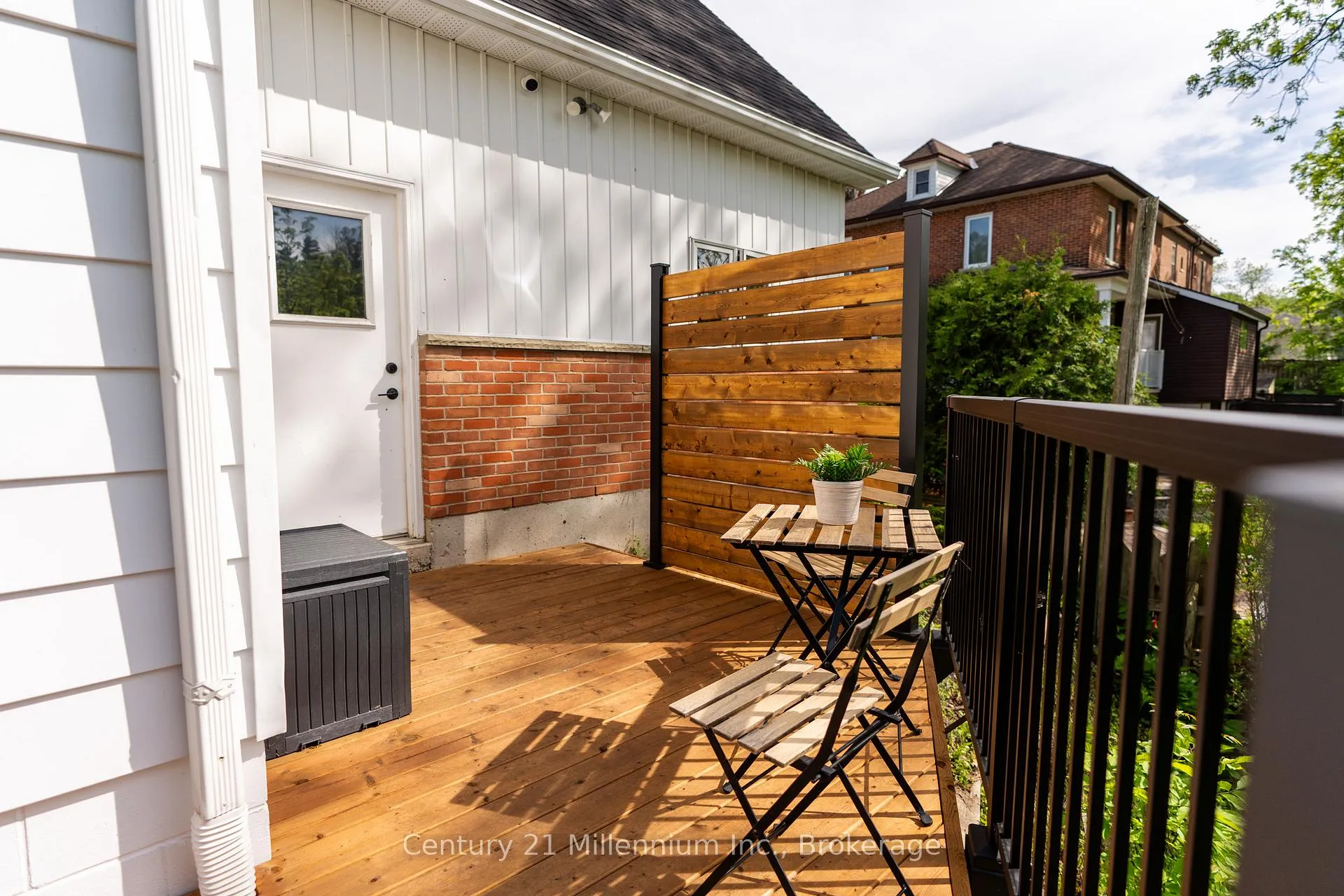 Photo 45 of 176 5th A Street E, Owen Sound — HOMEH