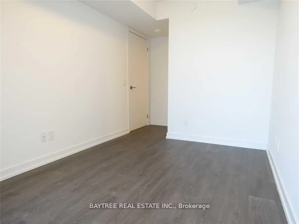 Photo 3 of Unit 317, 125 Redpath Avenue, Toronto, Mount Pleasant West — HOMEH