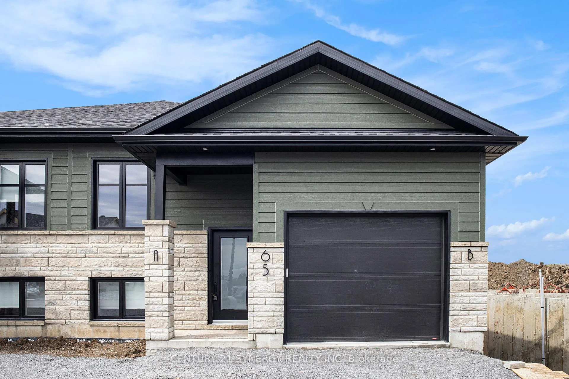 Photo 1 of Unit B, 65 Helen Street, North Stormont, North Stormont (Finch) Twp — HOMEH