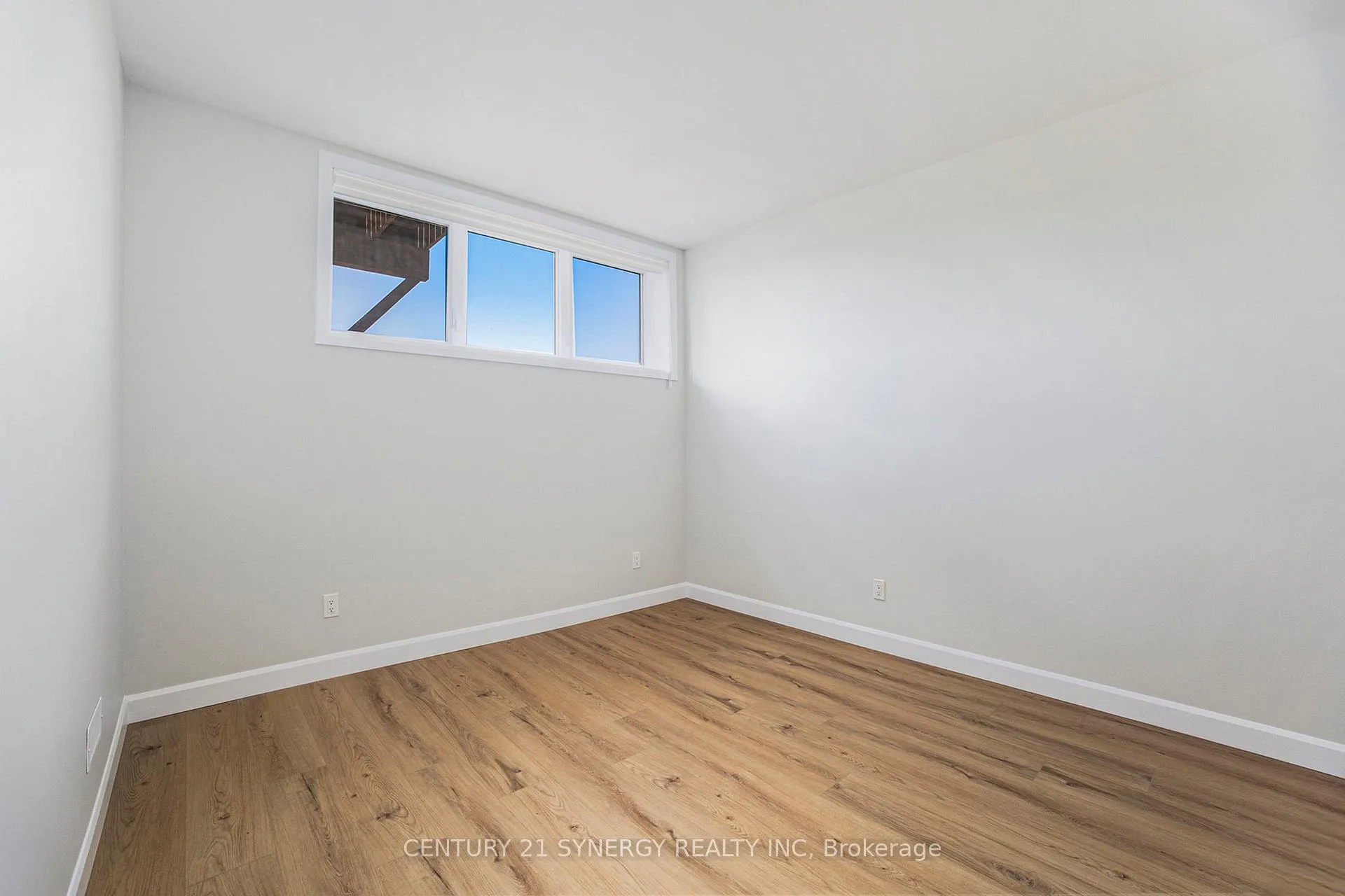 Photo 6 of Unit B, 65 Helen Street, North Stormont, North Stormont (Finch) Twp — HOMEH
