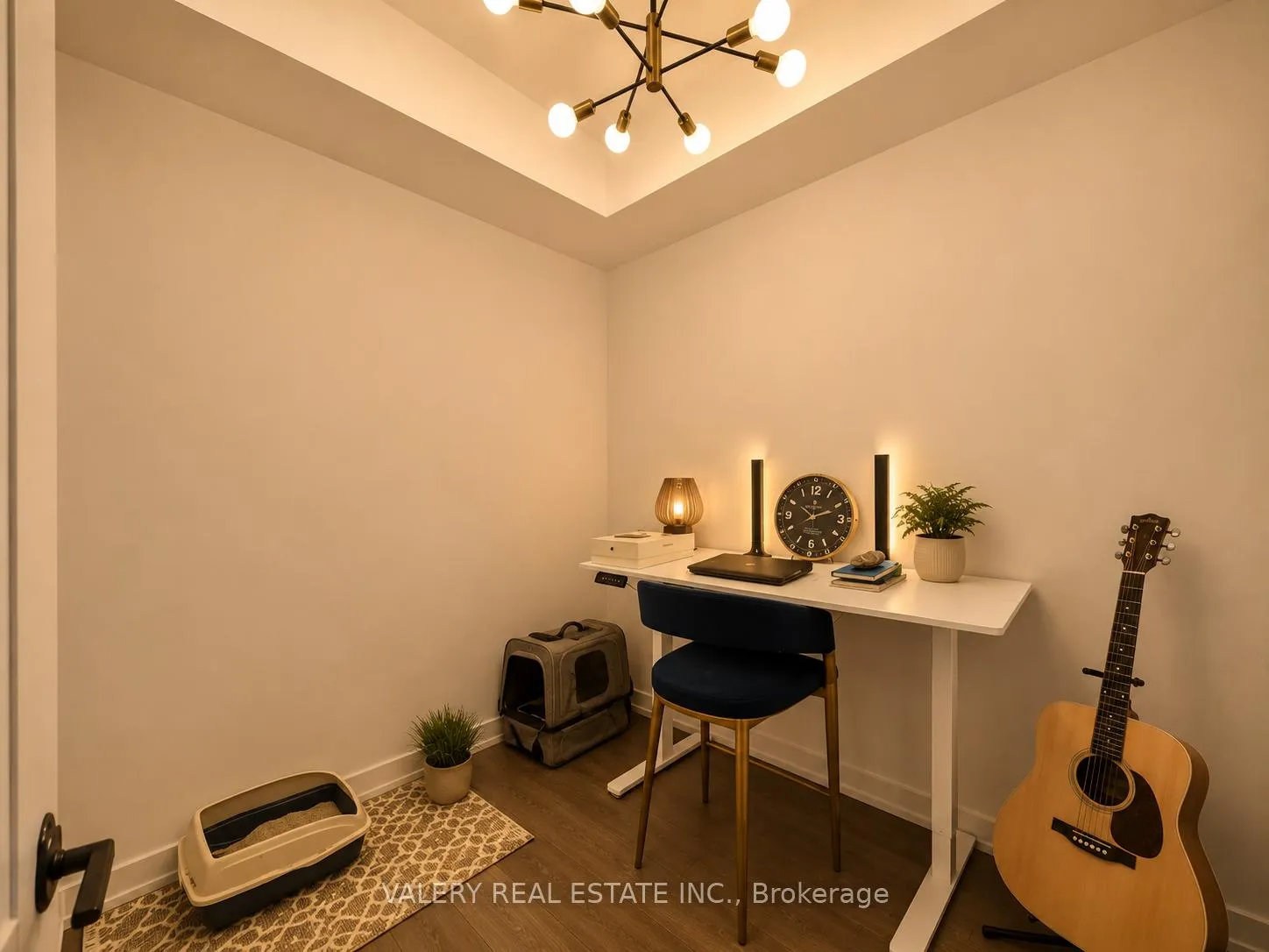 Photo 10 of Unit 236, 101 Shoreview Place, Hamilton, Lakeshore — HOMEH