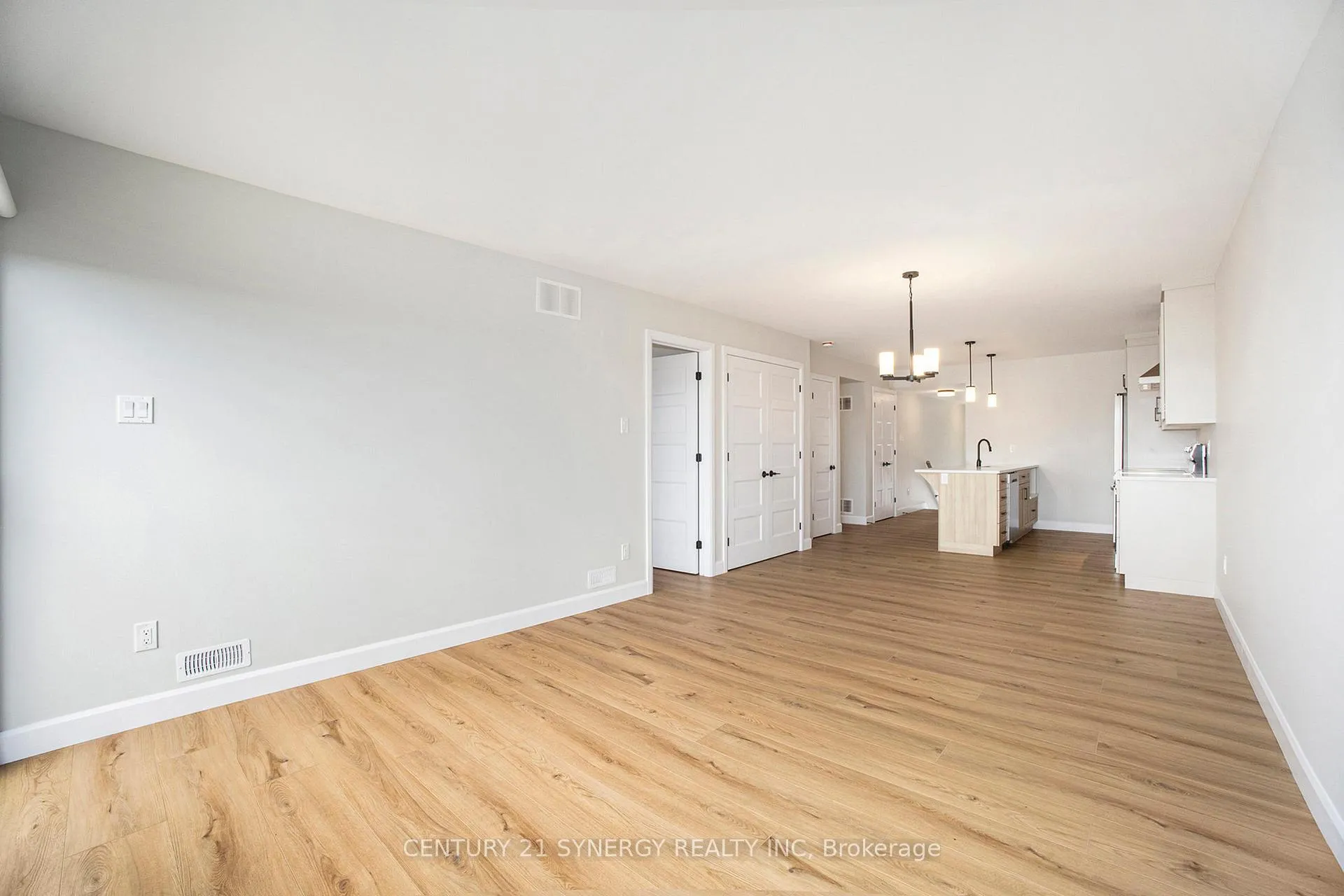 Photo 4 of Unit A, 65 Helen Street, North Stormont, North Stormont (Finch) Twp — HOMEH