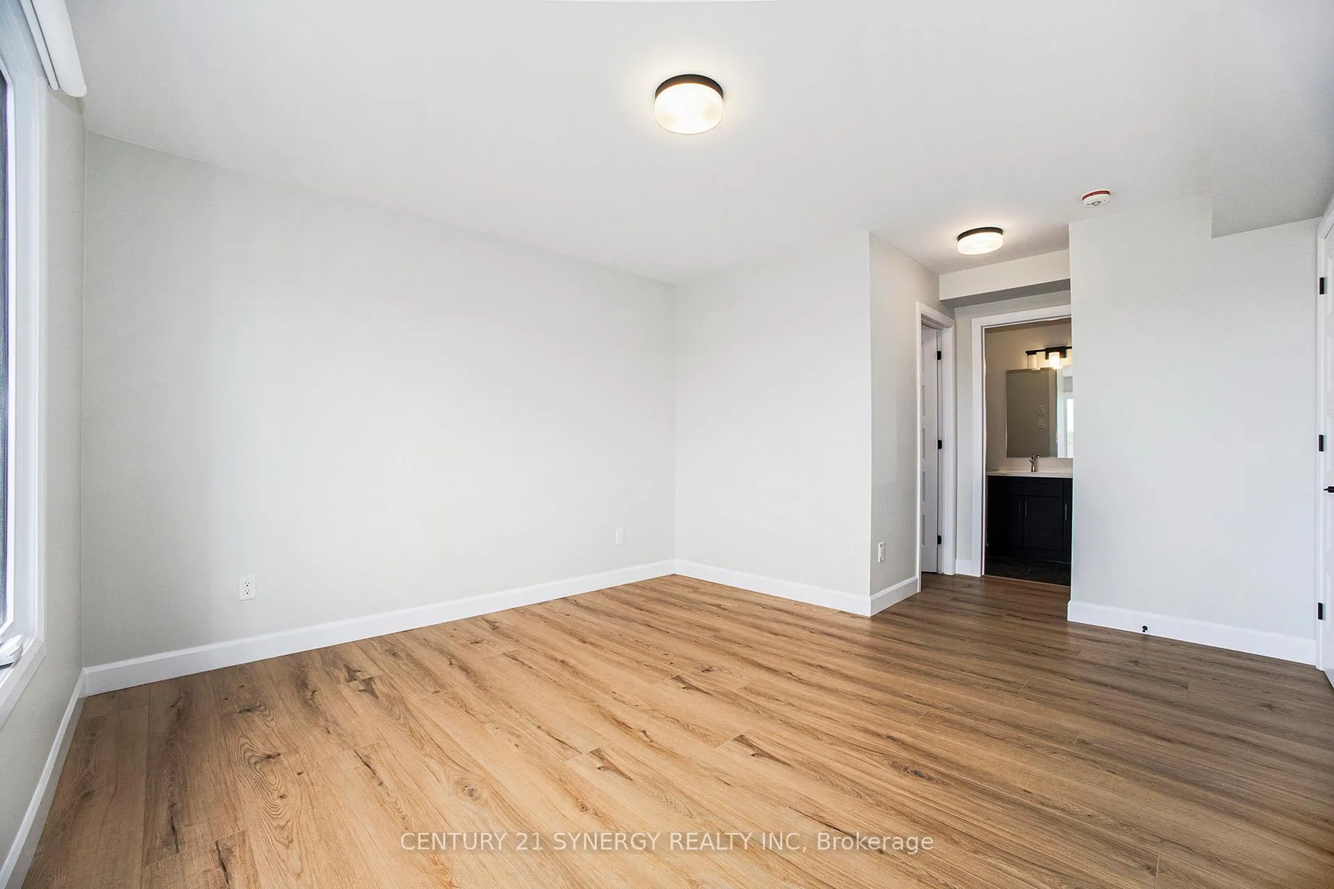 Photo 14 of Unit A, 65 Helen Street, North Stormont, North Stormont (Finch) Twp — HOMEH