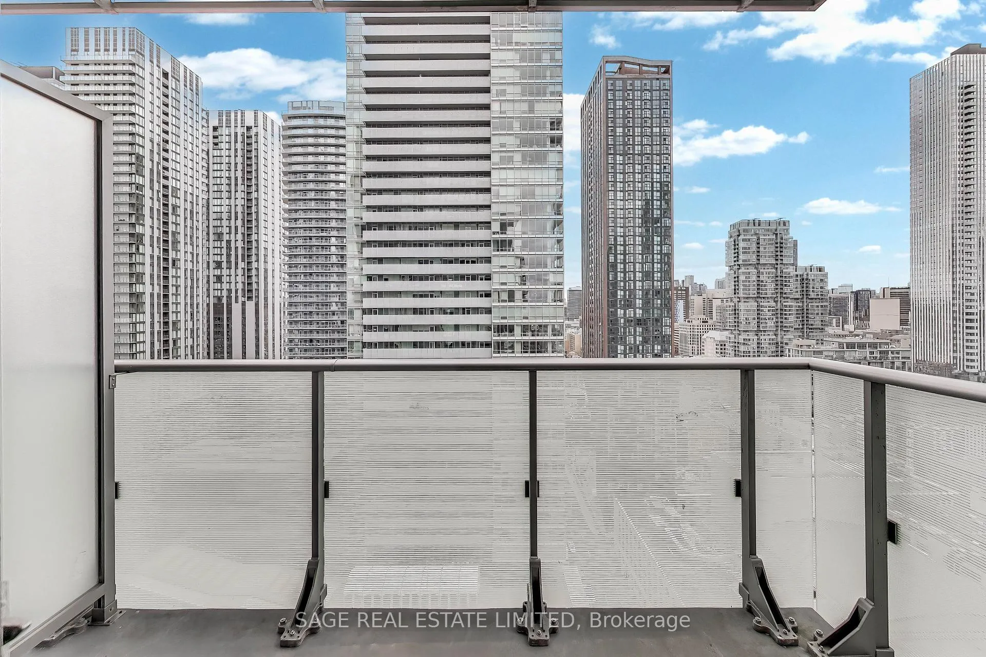 Photo 14 of Unit 2502, 8 Mercer Street, Toronto, Waterfront Communities — HOMEH