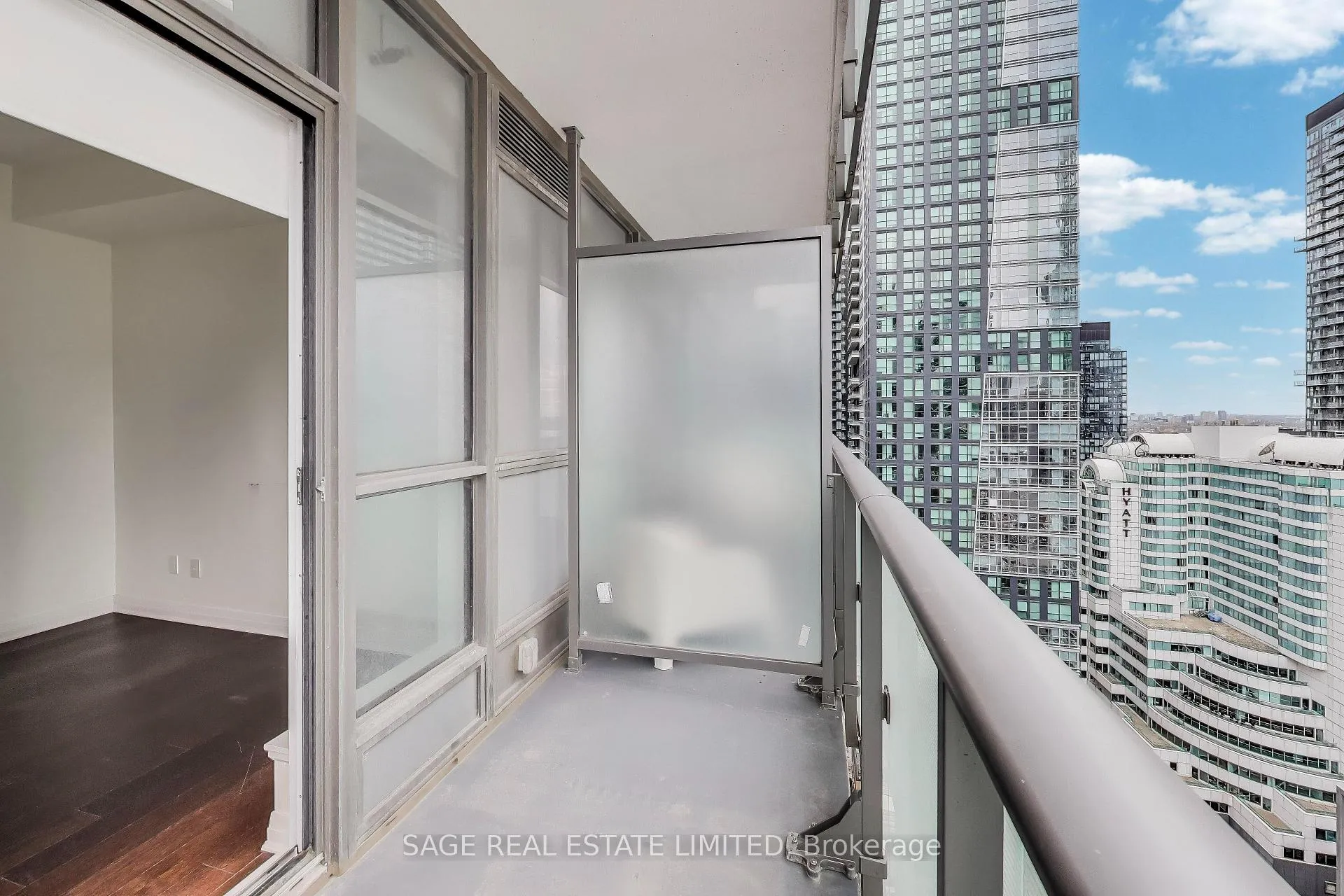 Photo 15 of Unit 2502, 8 Mercer Street, Toronto, Waterfront Communities — HOMEH