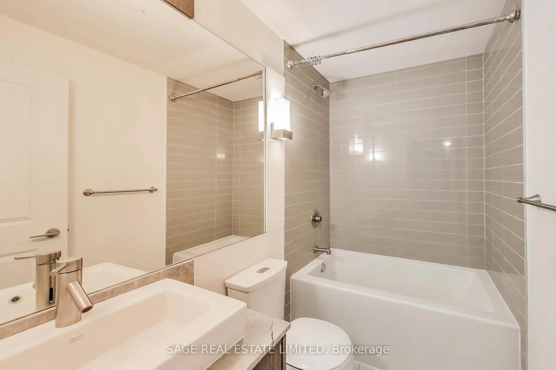 Photo 20 of Unit 2502, 8 Mercer Street, Toronto, Waterfront Communities — HOMEH