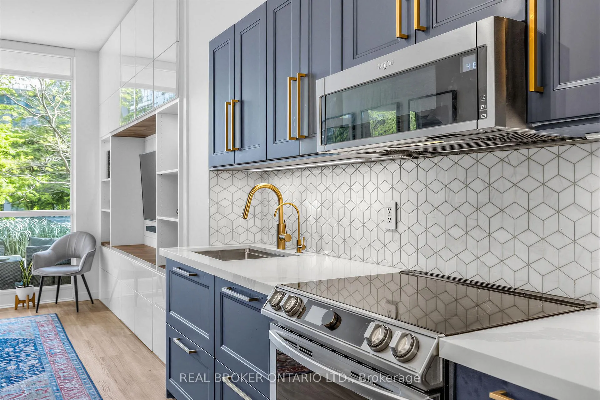 Photo 4 of Unit 260, 209 Fort York Boulevard, Toronto, Waterfront Communities — HOMEH