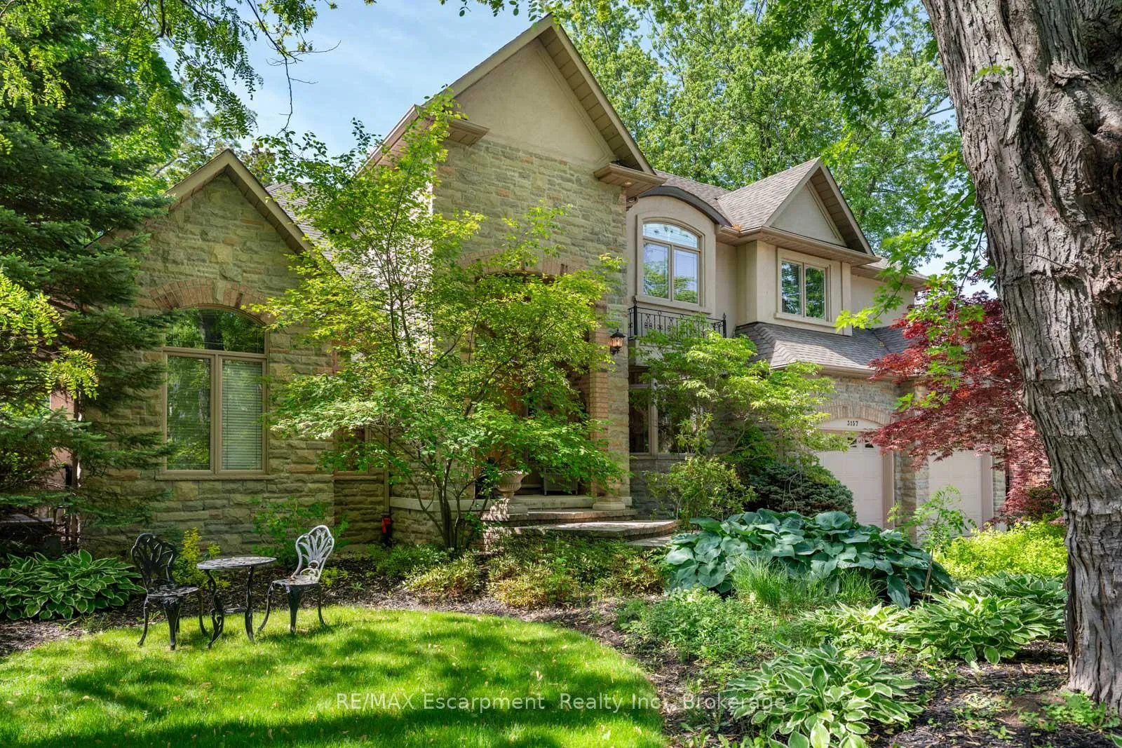 Photo 4 of 3157 Princess Boulevard, Burlington, Roseland — HOMEH