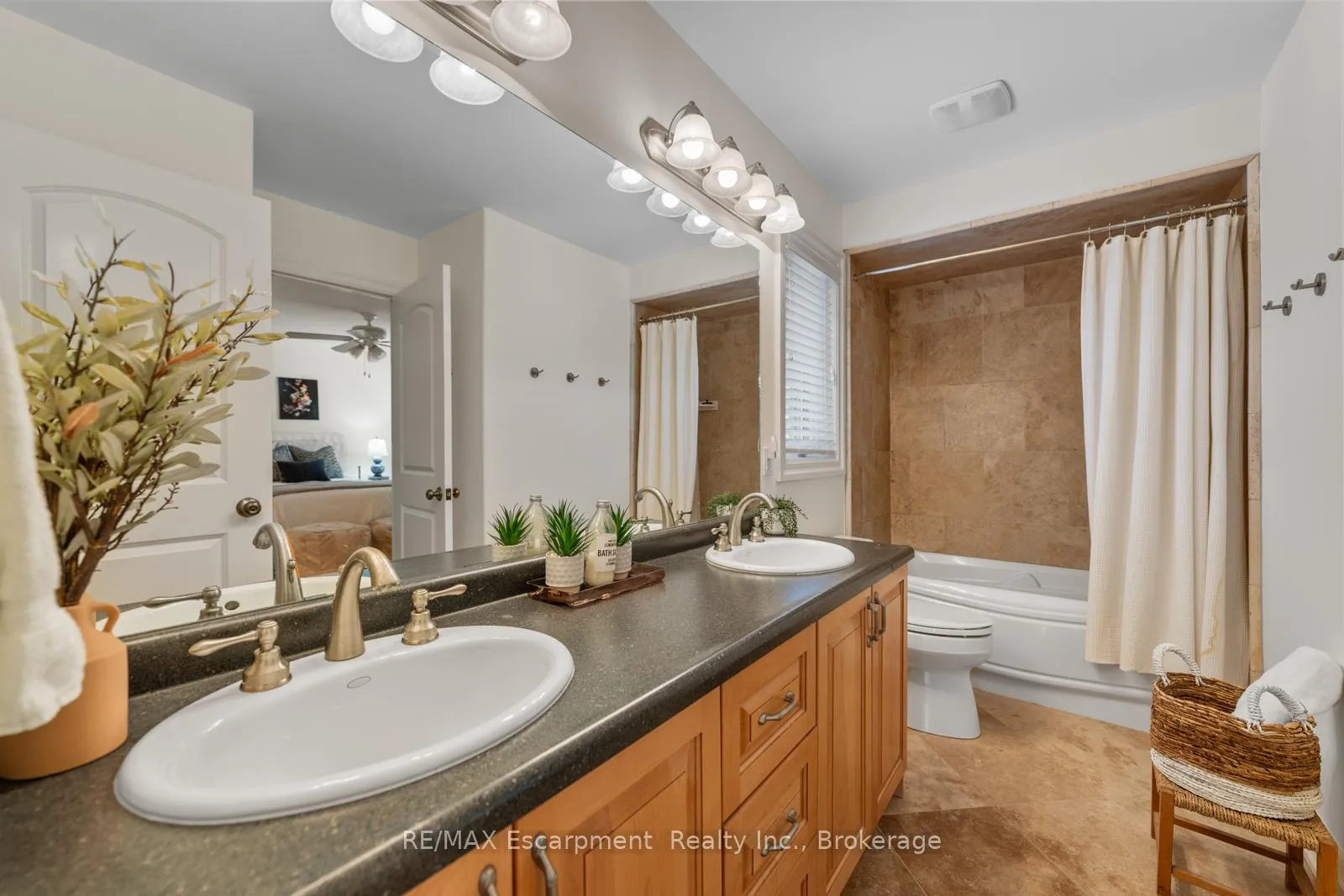 Photo 30 of 3157 Princess Boulevard, Burlington, Roseland — HOMEH