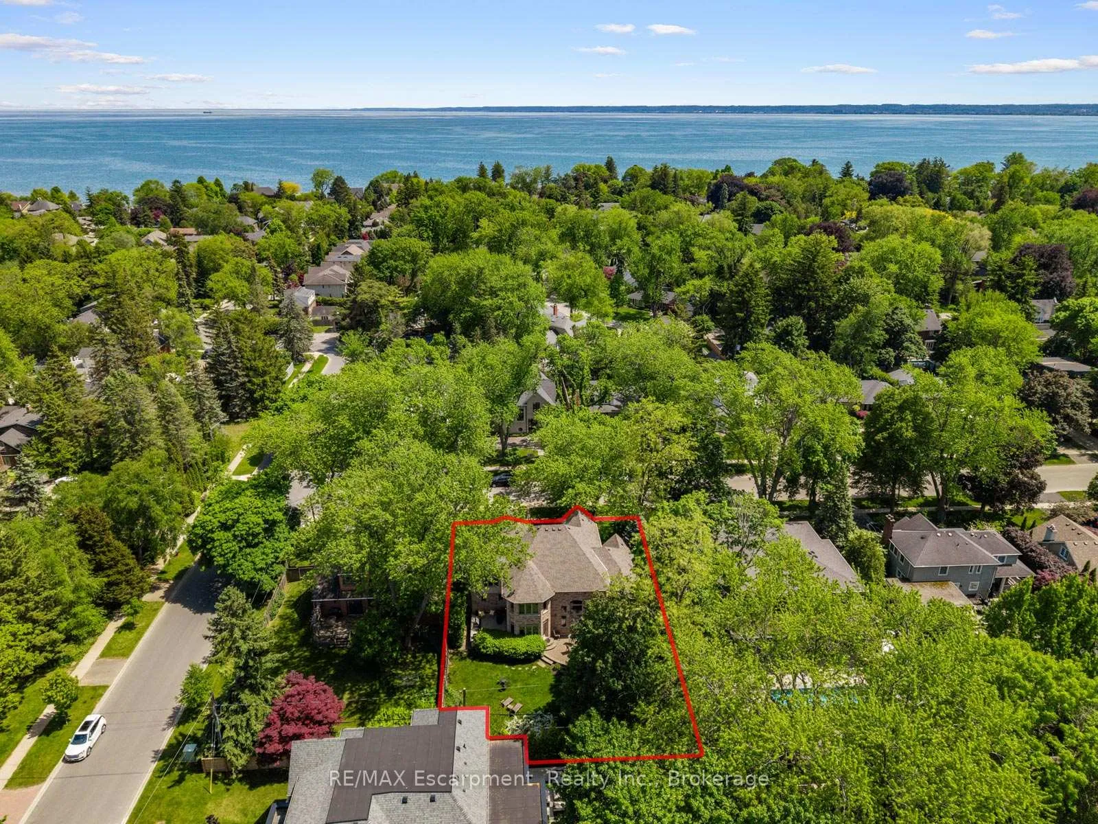 Photo 46 of 3157 Princess Boulevard, Burlington, Roseland — HOMEH