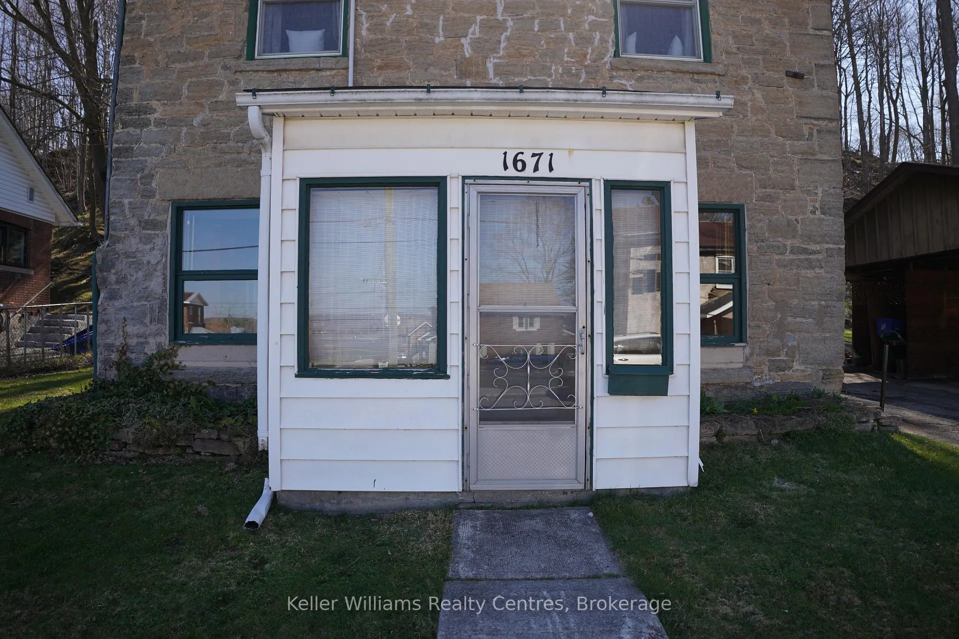 Photo 12 of 1671 4th Avenue E, Owen Sound — HOMEH