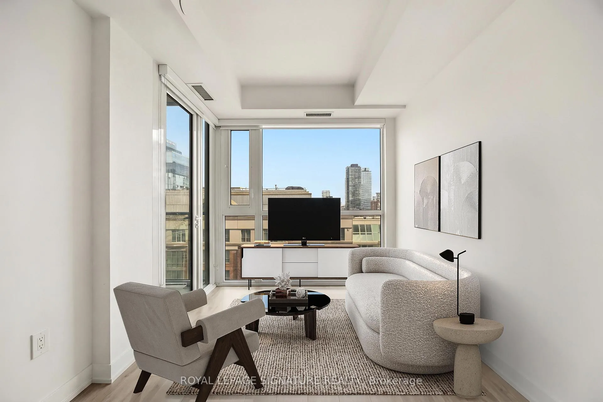 Photo 4 of Unit 913, 60 Princess Street, Toronto, Waterfront Communities — HOMEH