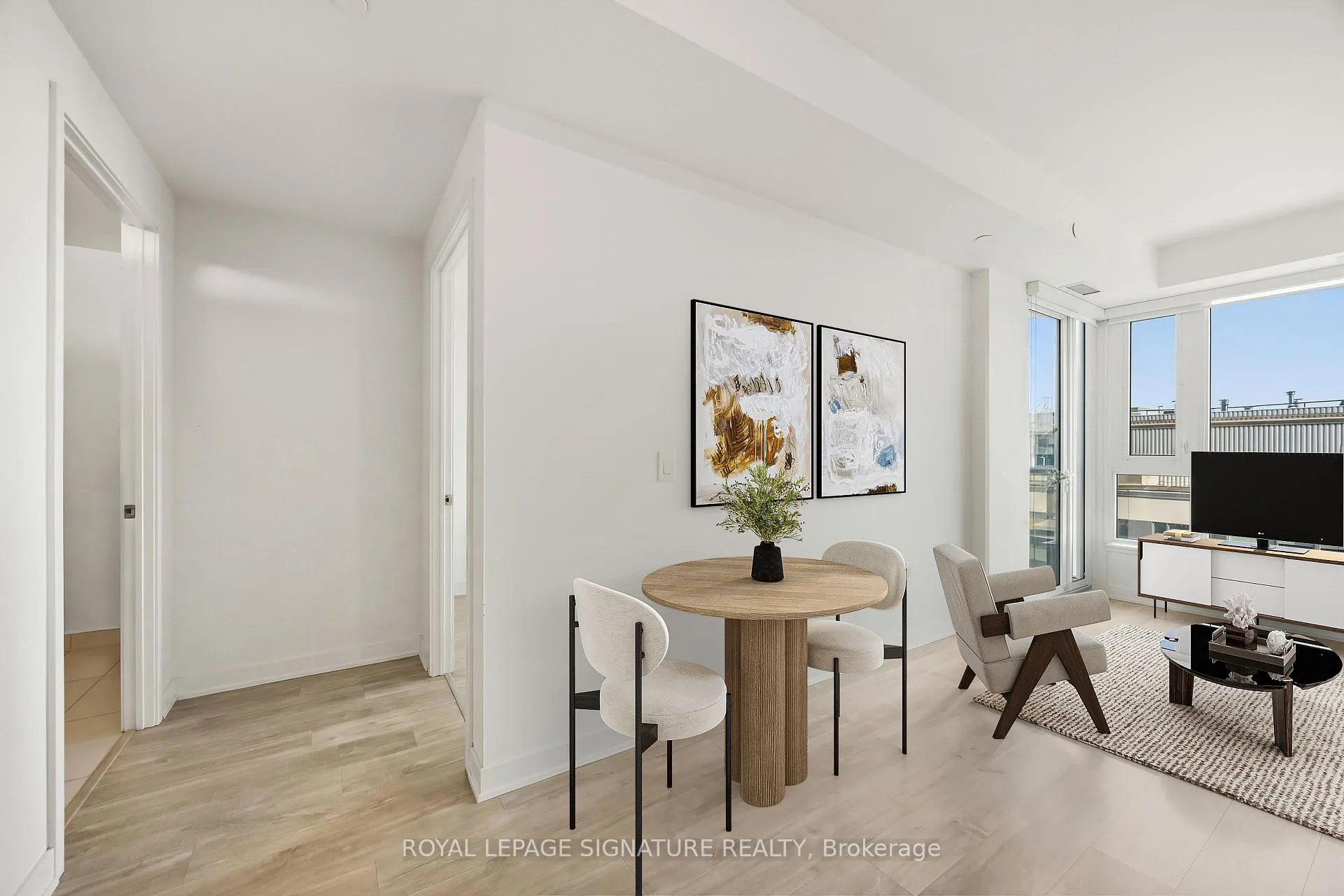 Photo 5 of Unit 913, 60 Princess Street, Toronto, Waterfront Communities — HOMEH