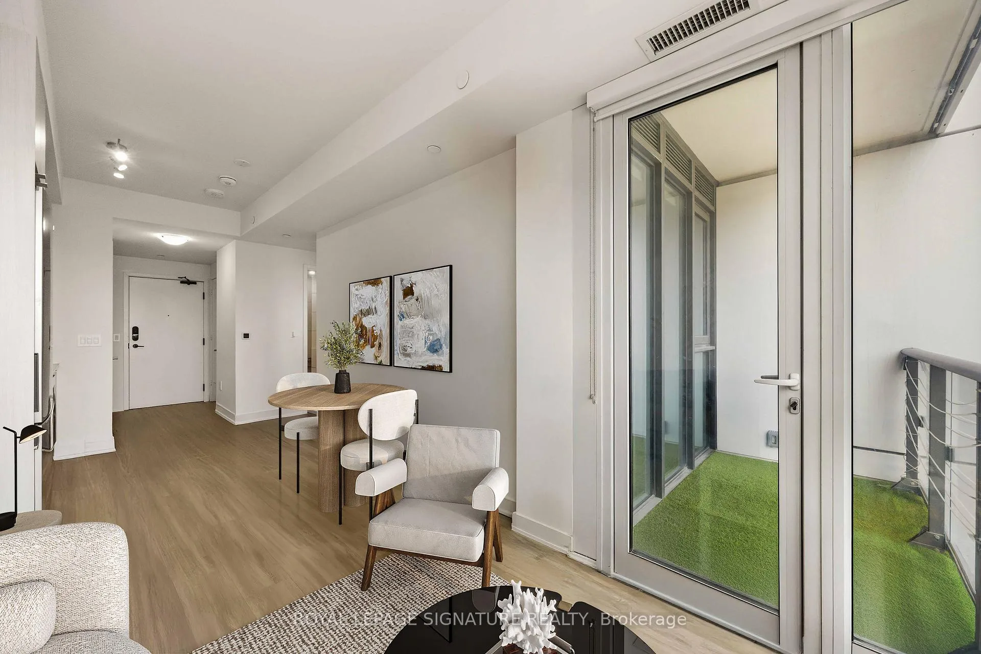 Photo 7 of Unit 913, 60 Princess Street, Toronto, Waterfront Communities — HOMEH