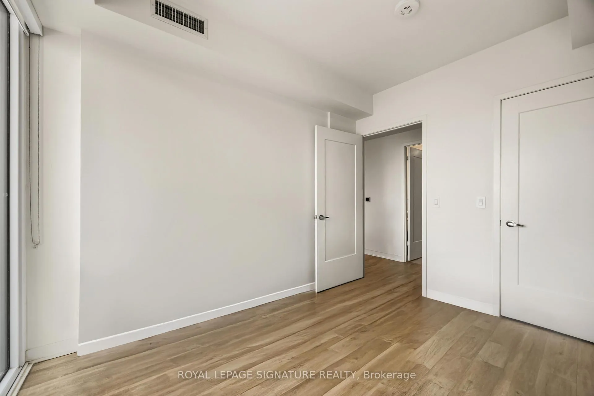 Photo 10 of Unit 913, 60 Princess Street, Toronto, Waterfront Communities — HOMEH