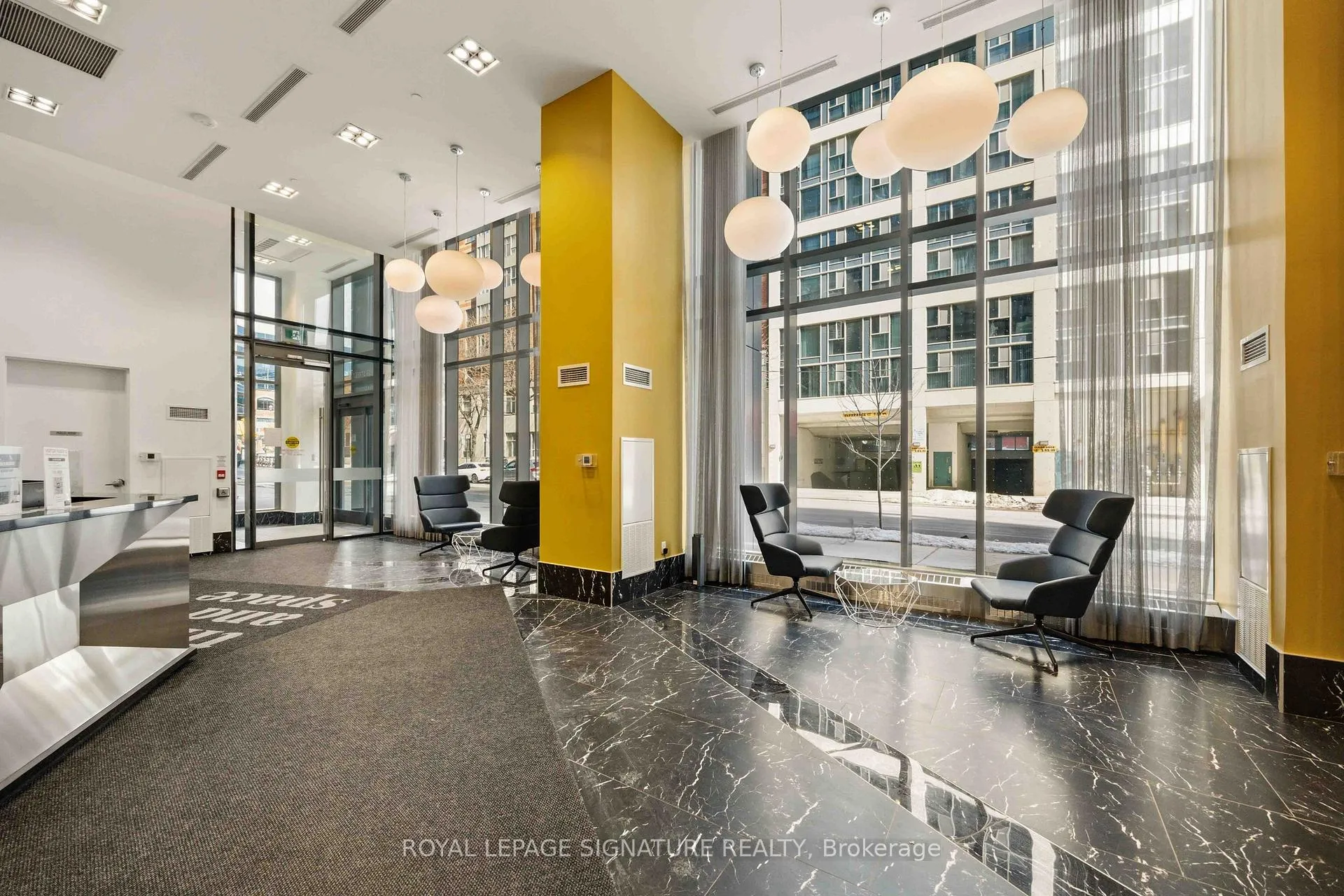 Photo 17 of Unit 913, 60 Princess Street, Toronto, Waterfront Communities — HOMEH