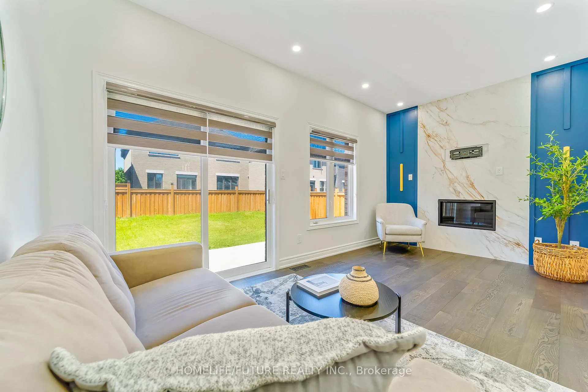 Photo 16 of 556 Highglen Avenue, Markham, Middlefield — HOMEH