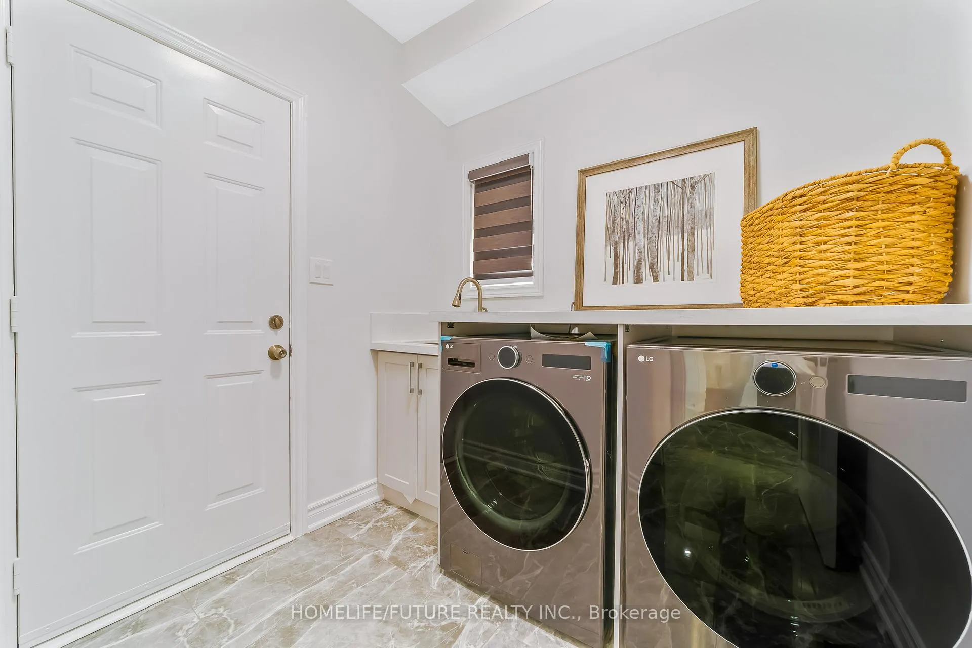 Photo 19 of 556 Highglen Avenue, Markham, Middlefield — HOMEH