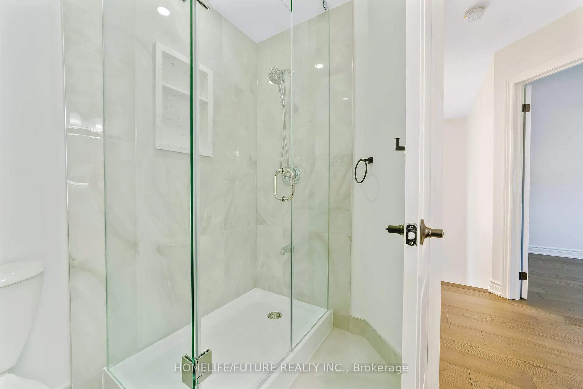 Photo 33 of 556 Highglen Avenue, Markham, Middlefield — HOMEH