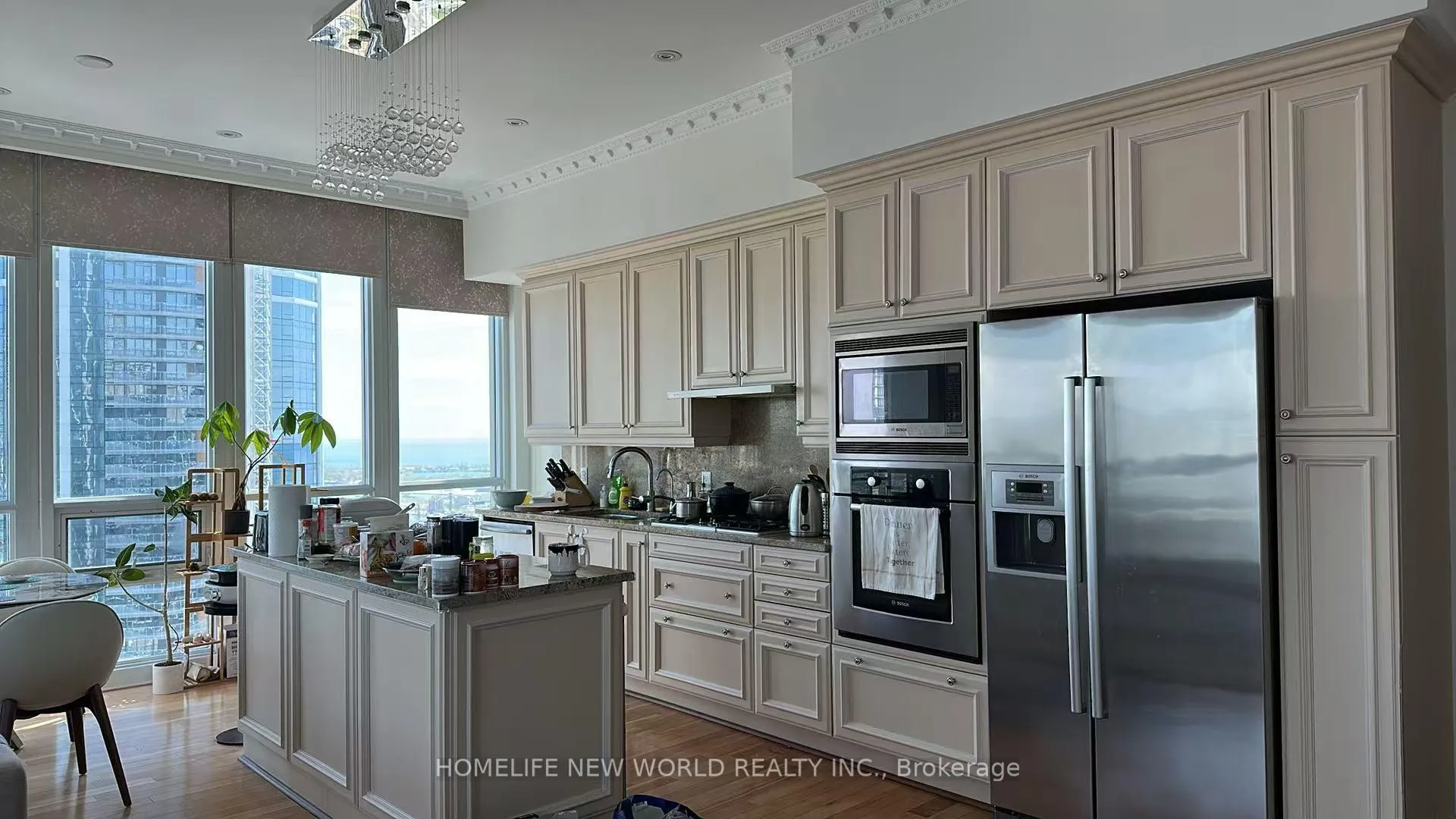 Photo 3 of Unit 5303, 16 Harbour Street, Toronto, Waterfront Communities — HOMEH