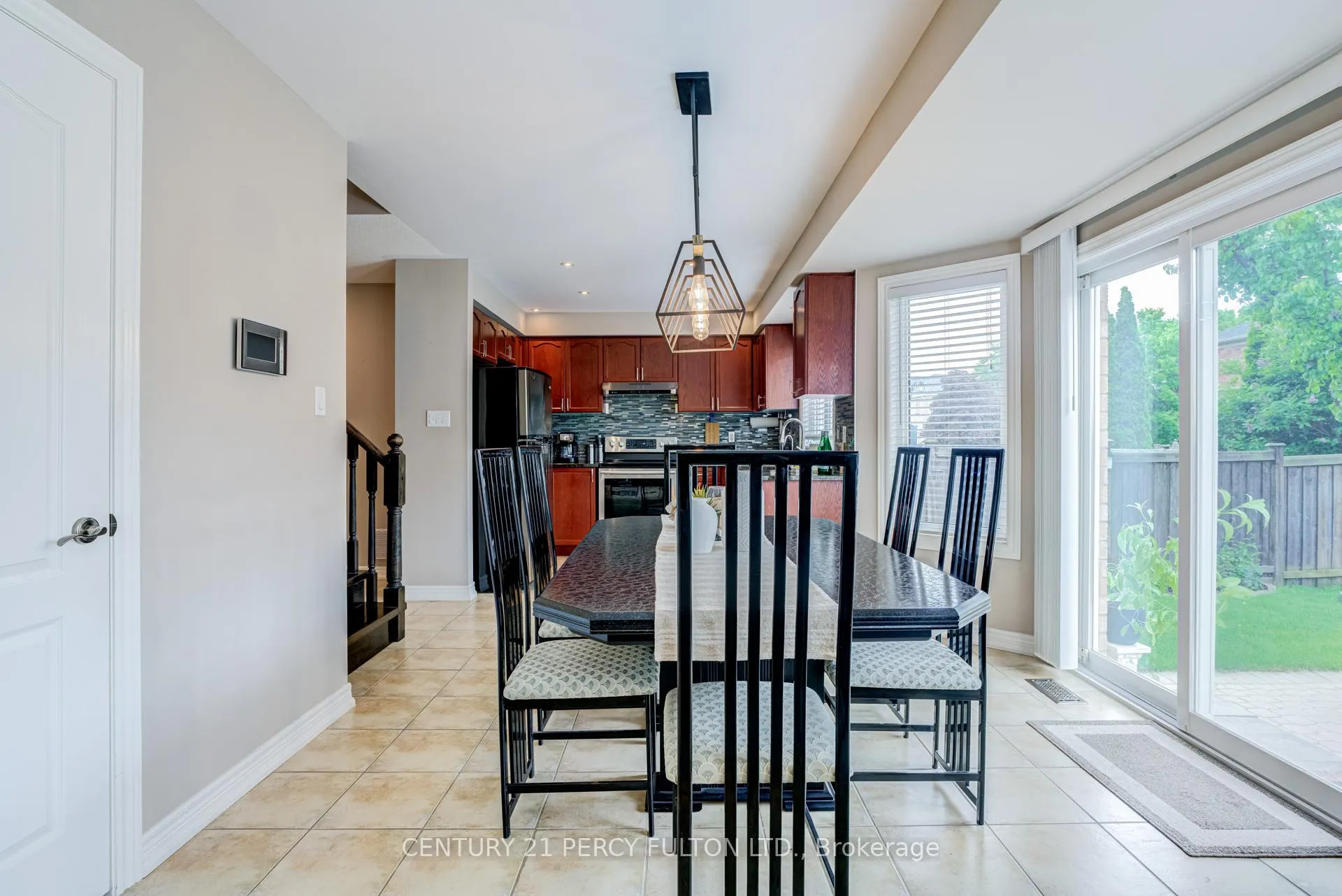 Photo 12 of 4 Taverner Crescent, Ajax, Northwest Ajax — HOMEH