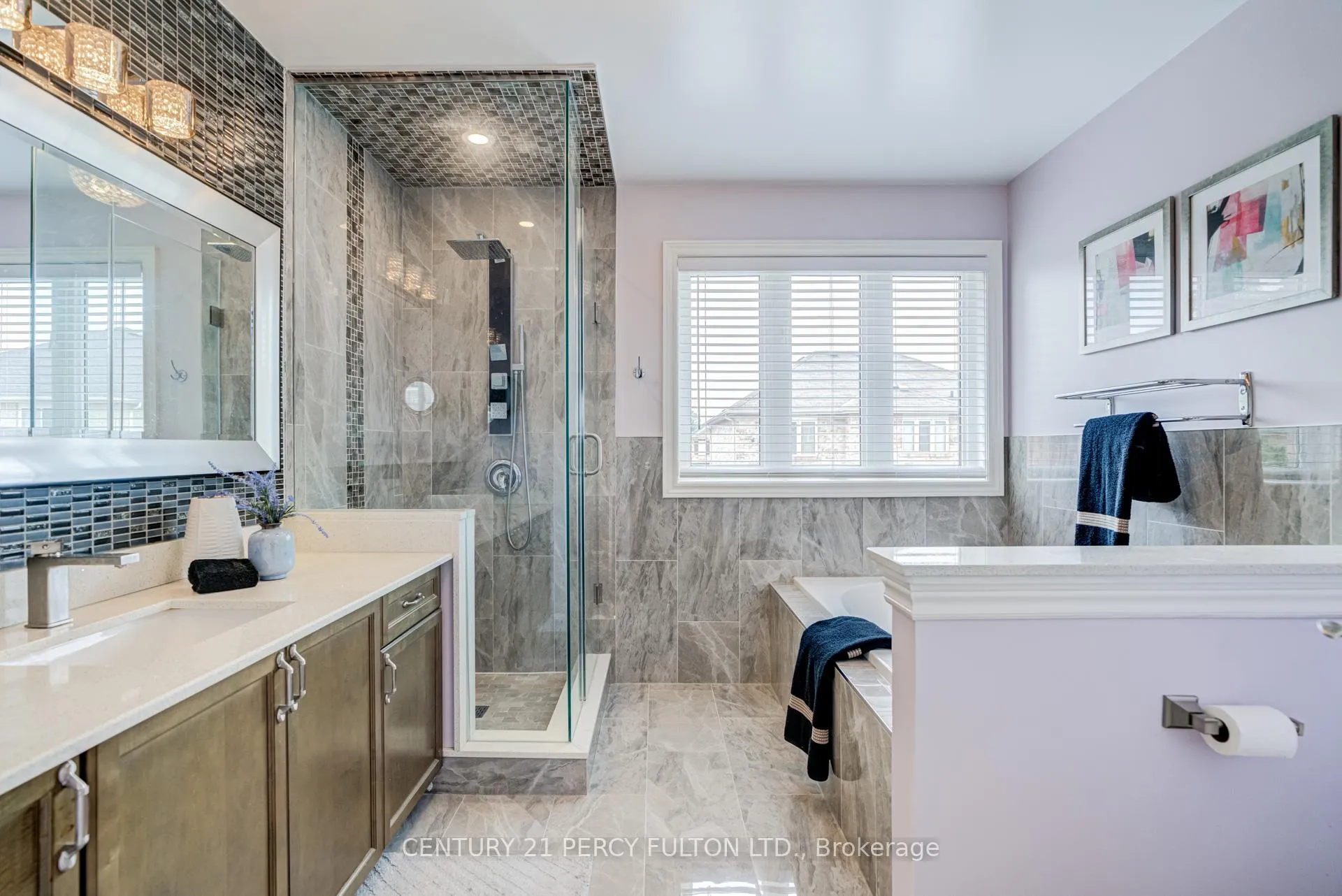 Photo 24 of 4 Taverner Crescent, Ajax, Northwest Ajax — HOMEH