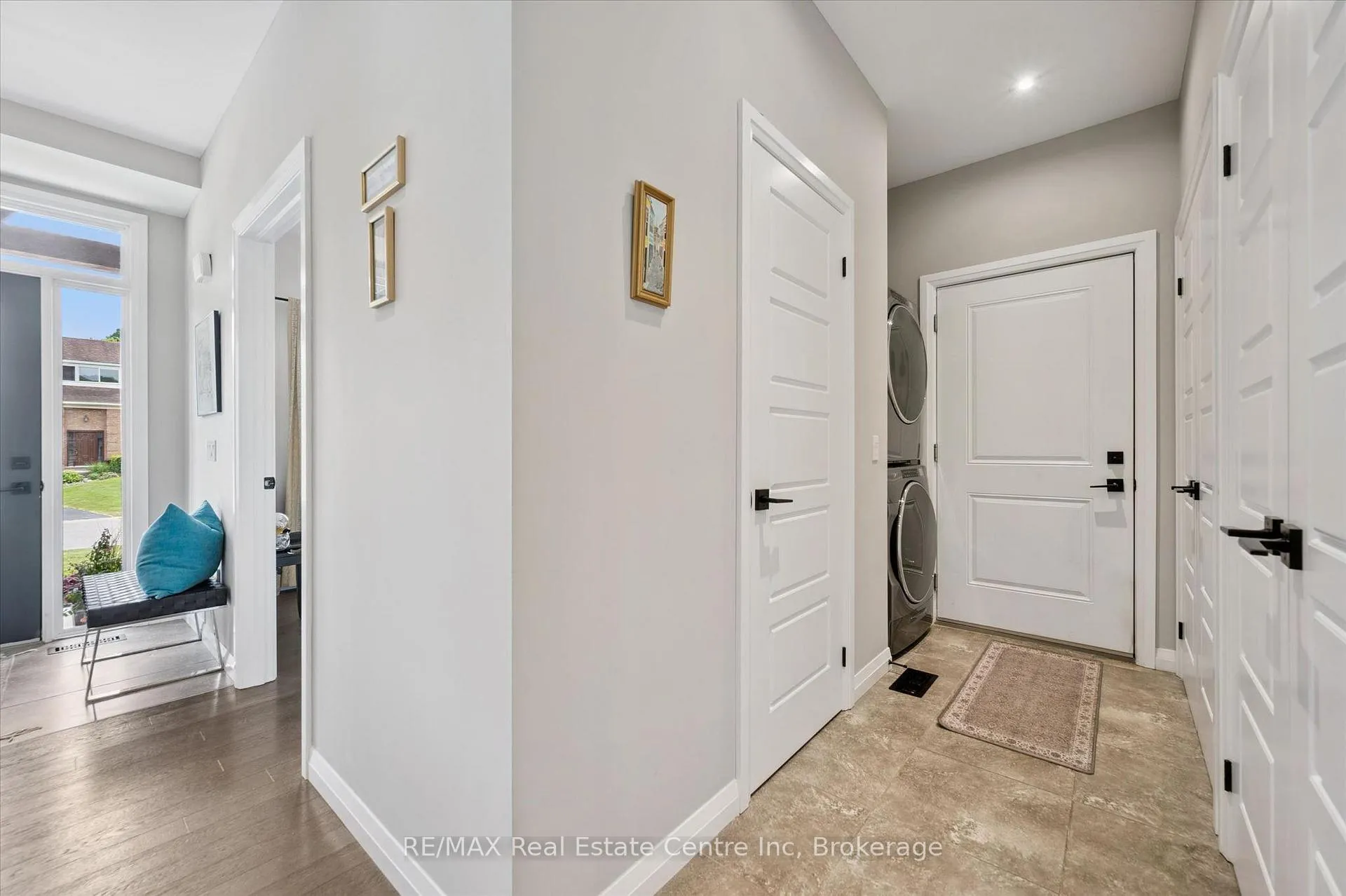 Photo 15 of 10 Craighead Drive, Centre Wellington, Fergus — HOMEH