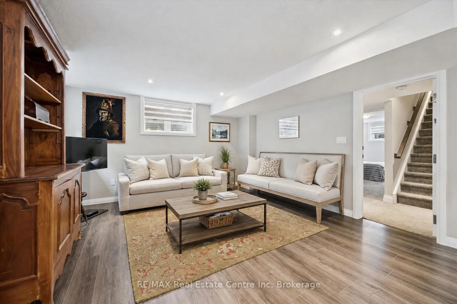 Photo 22 of 10 Craighead Drive, Centre Wellington, Fergus — HOMEH