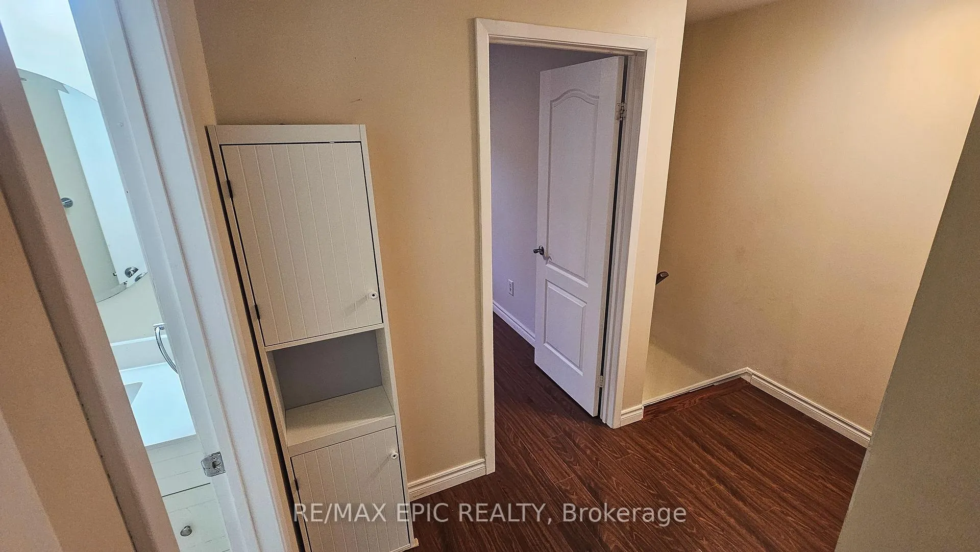 Photo 8 of Unit 385, 8 Reith Way, Markham, Aileen-Willowbrook — HOMEH