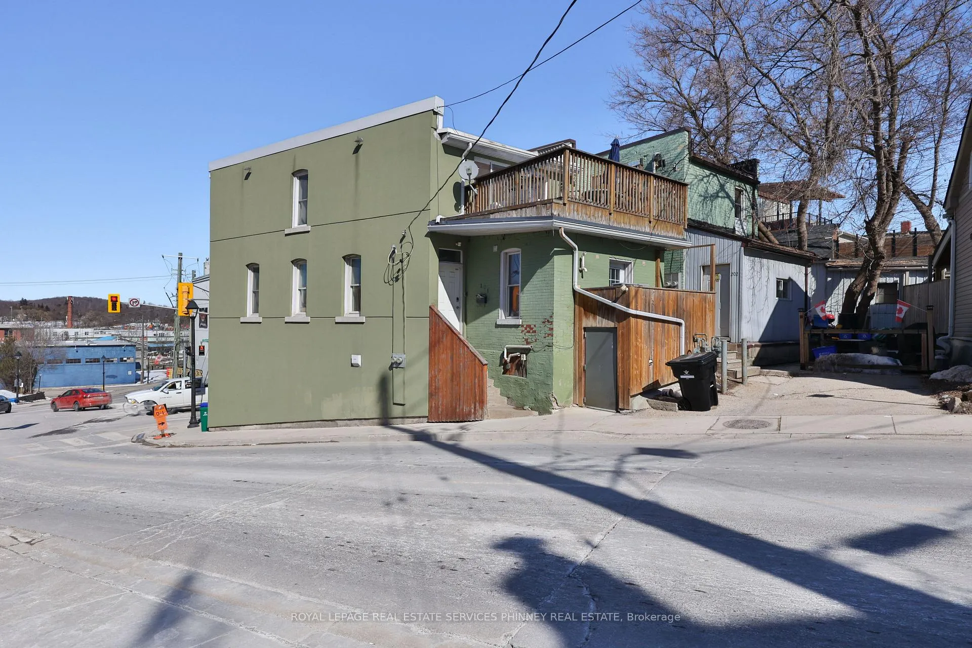 Photo 33 of 2 Queen Street E, Cambridge, East Galt — HOMEH