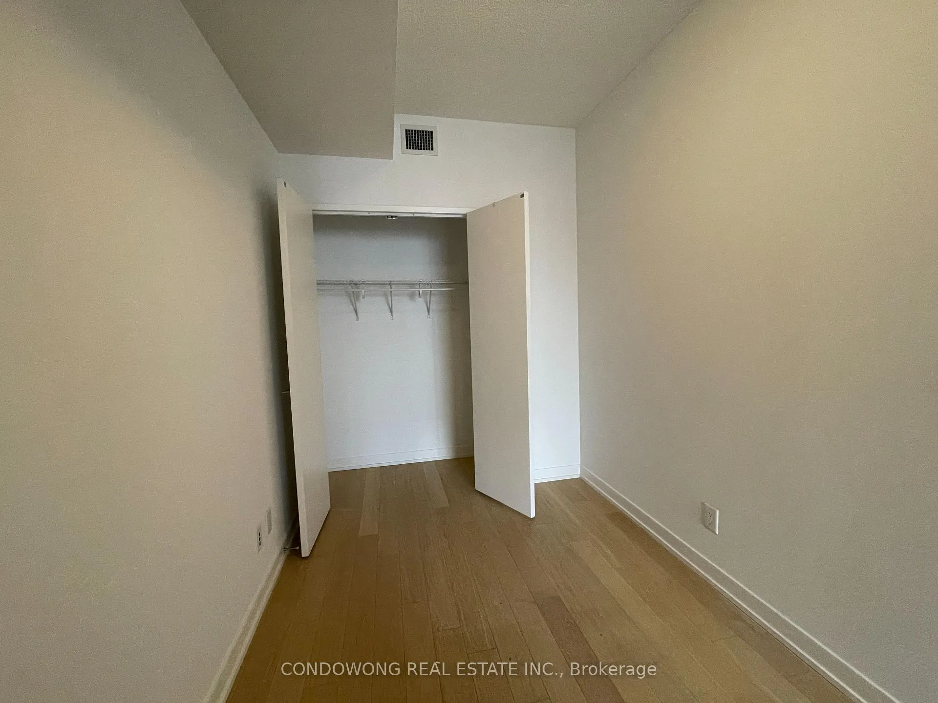 Photo 8 of Unit N706, 120 Bayview Avenue, Toronto, Waterfront Communities — HOMEH