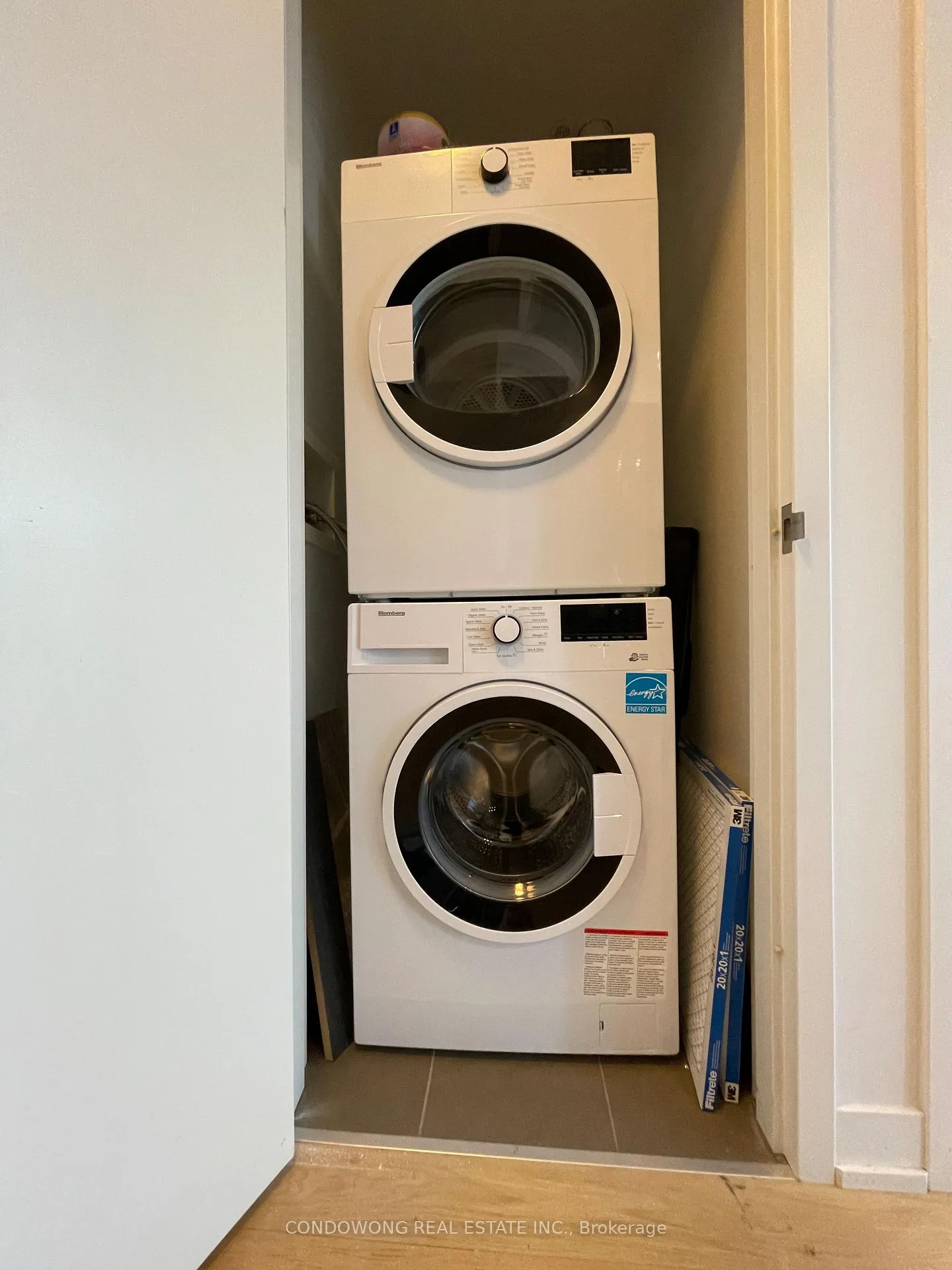Photo 10 of Unit N706, 120 Bayview Avenue, Toronto, Waterfront Communities — HOMEH