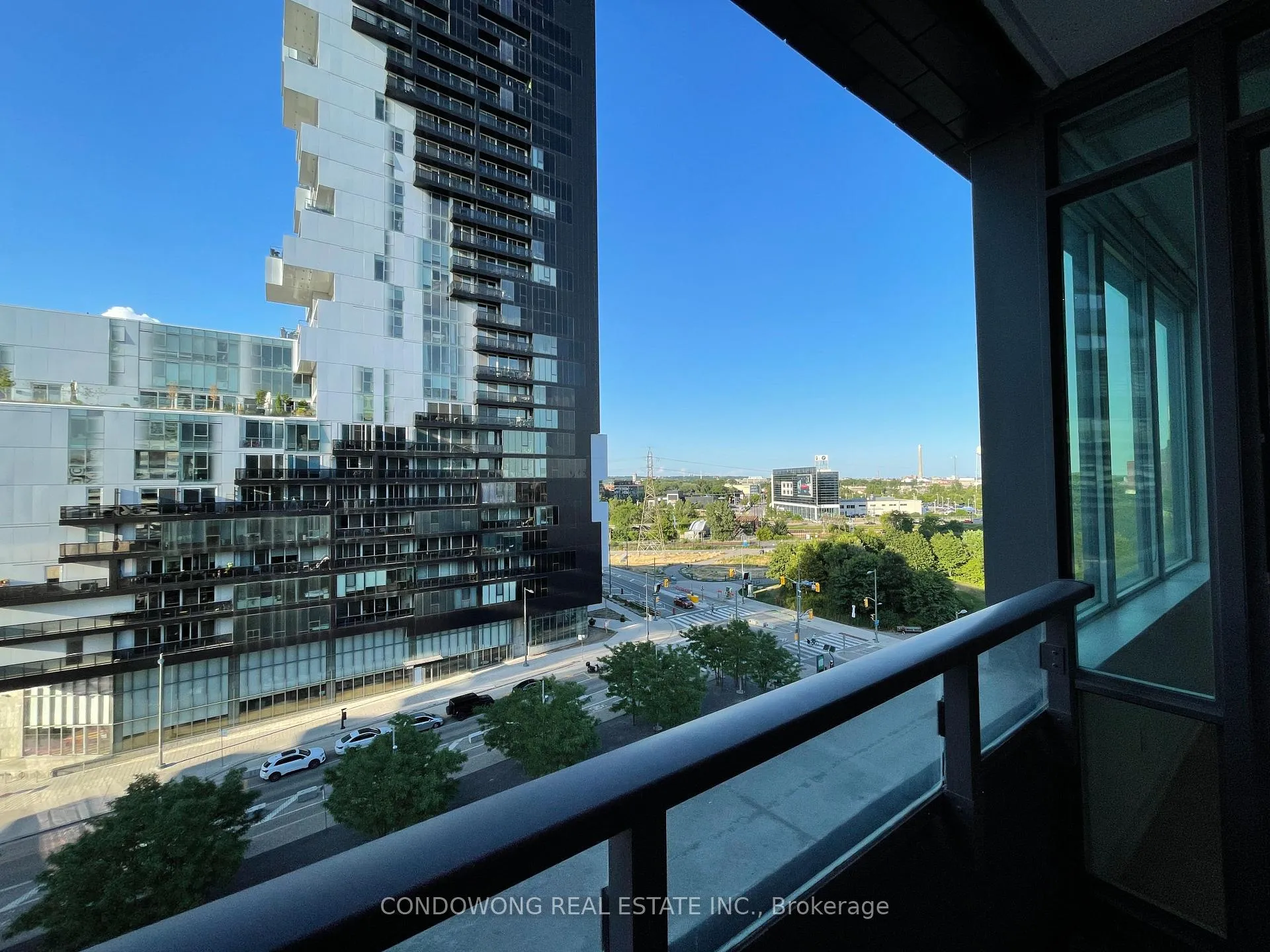 Photo 11 of Unit N706, 120 Bayview Avenue, Toronto, Waterfront Communities — HOMEH
