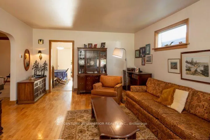 Photo 3 of 834 Syndicate Ave N, Thunder Bay, McKeller Park — HOMEH