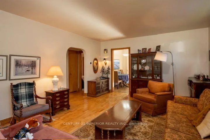 Photo 4 of 834 Syndicate Ave N, Thunder Bay, McKeller Park — HOMEH