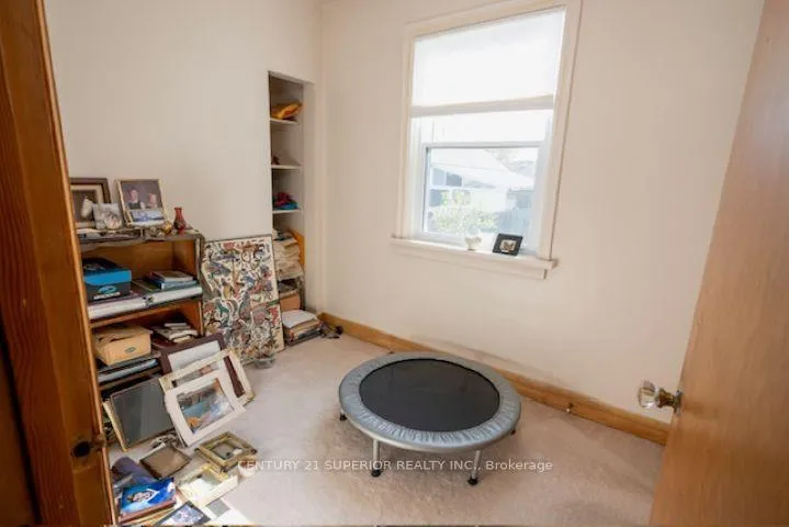 Photo 18 of 834 Syndicate Ave N, Thunder Bay, McKeller Park — HOMEH