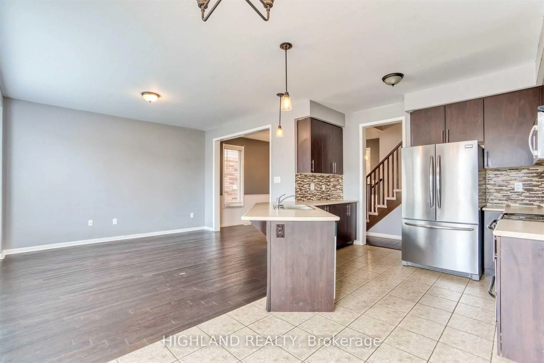 Photo 22 of 268 Ruhl Drive, Milton, Willmott — HOMEH