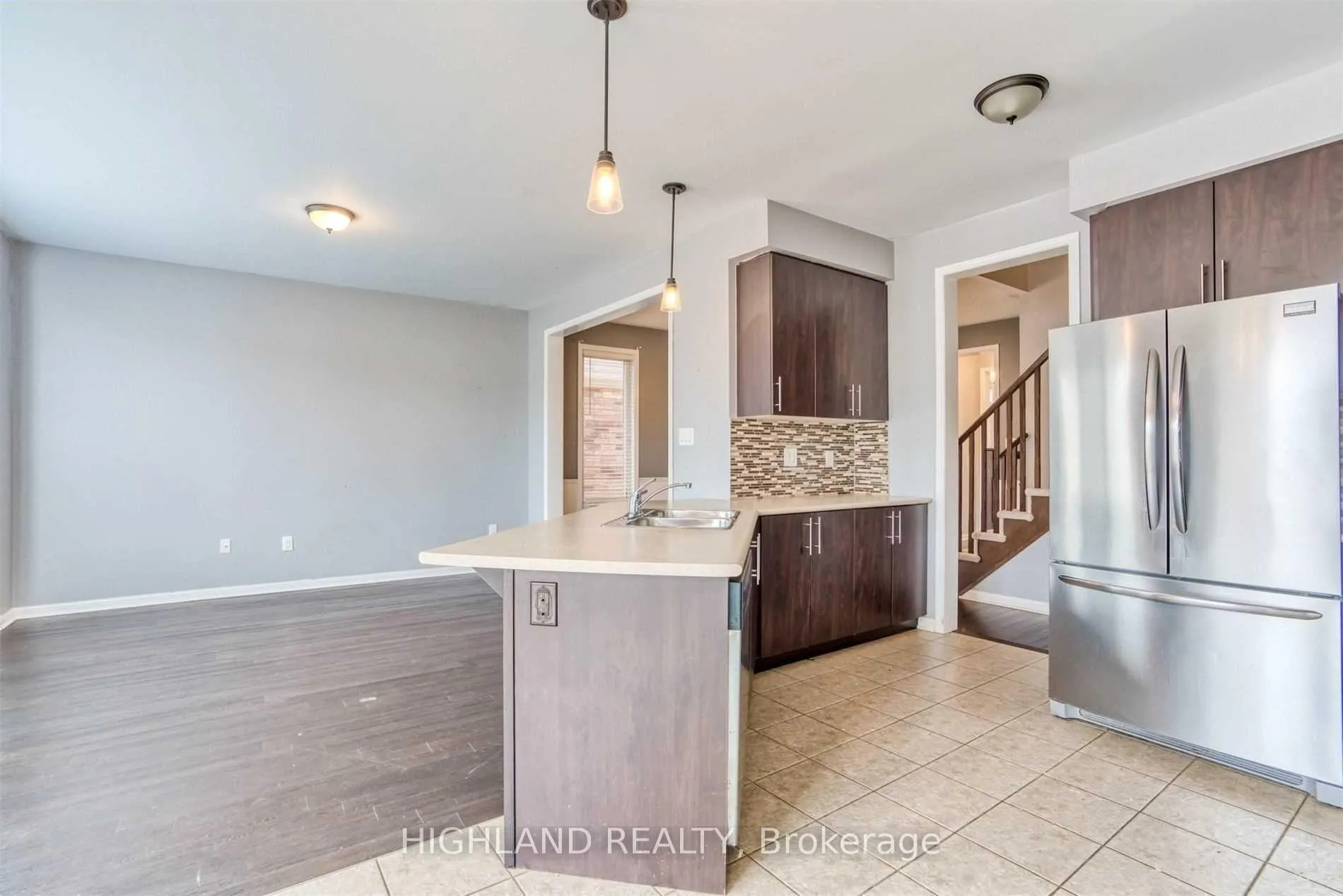 Photo 26 of 268 Ruhl Drive, Milton, Willmott — HOMEH
