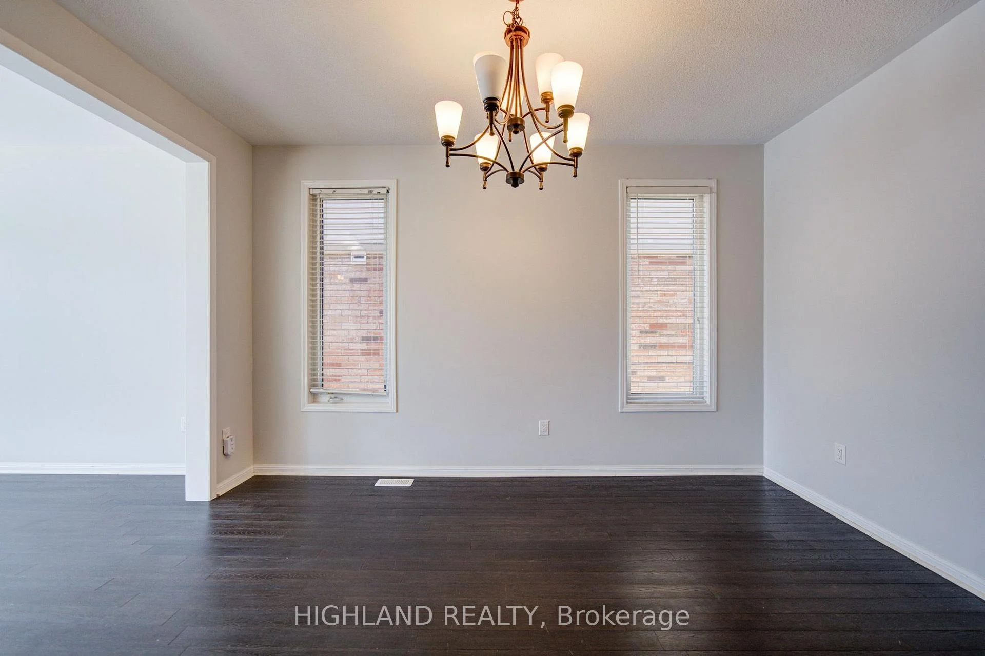 Photo 15 of 268 Ruhl Drive, Milton, Willmott — HOMEH