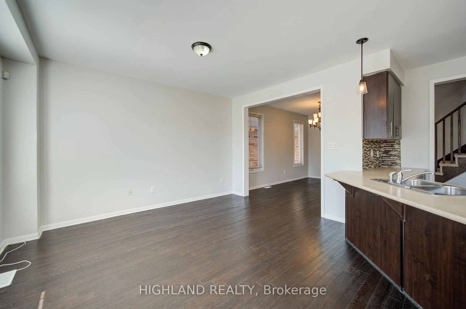 Photo 33 of 268 Ruhl Drive, Milton, Willmott — HOMEH