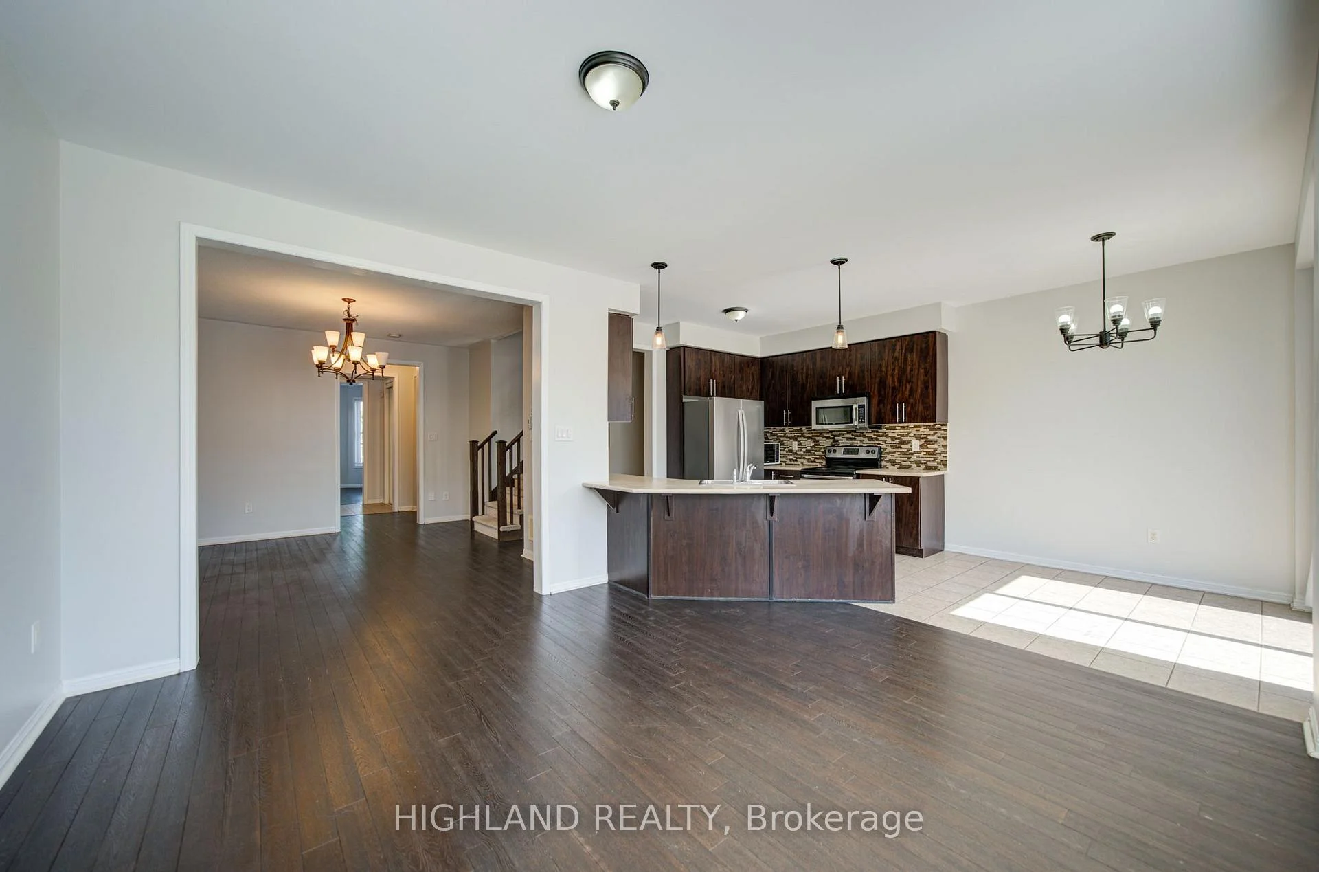 Photo 37 of 268 Ruhl Drive, Milton, Willmott — HOMEH