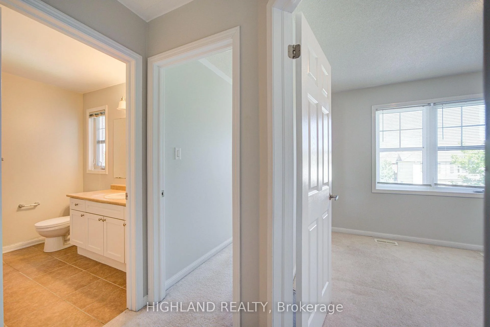 Photo 47 of 268 Ruhl Drive, Milton, Willmott — HOMEH