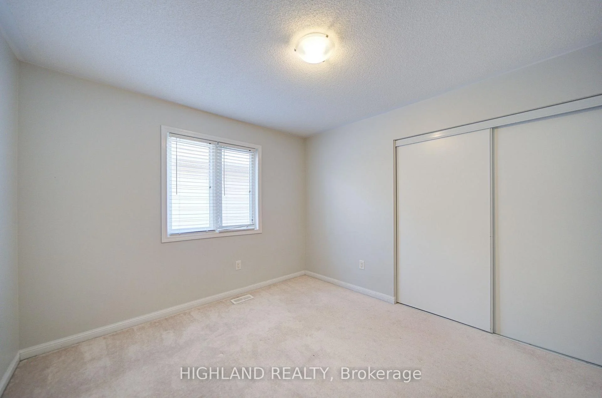 Photo 61 of 268 Ruhl Drive, Milton, Willmott — HOMEH