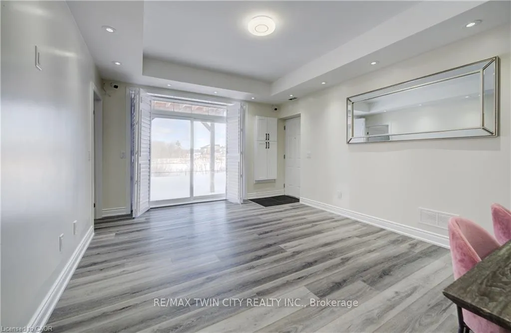 Photo 34 of 588 Beckview Crescent, Kitchener, Pioneer Park/Doon/Wyldwoods — HOMEH