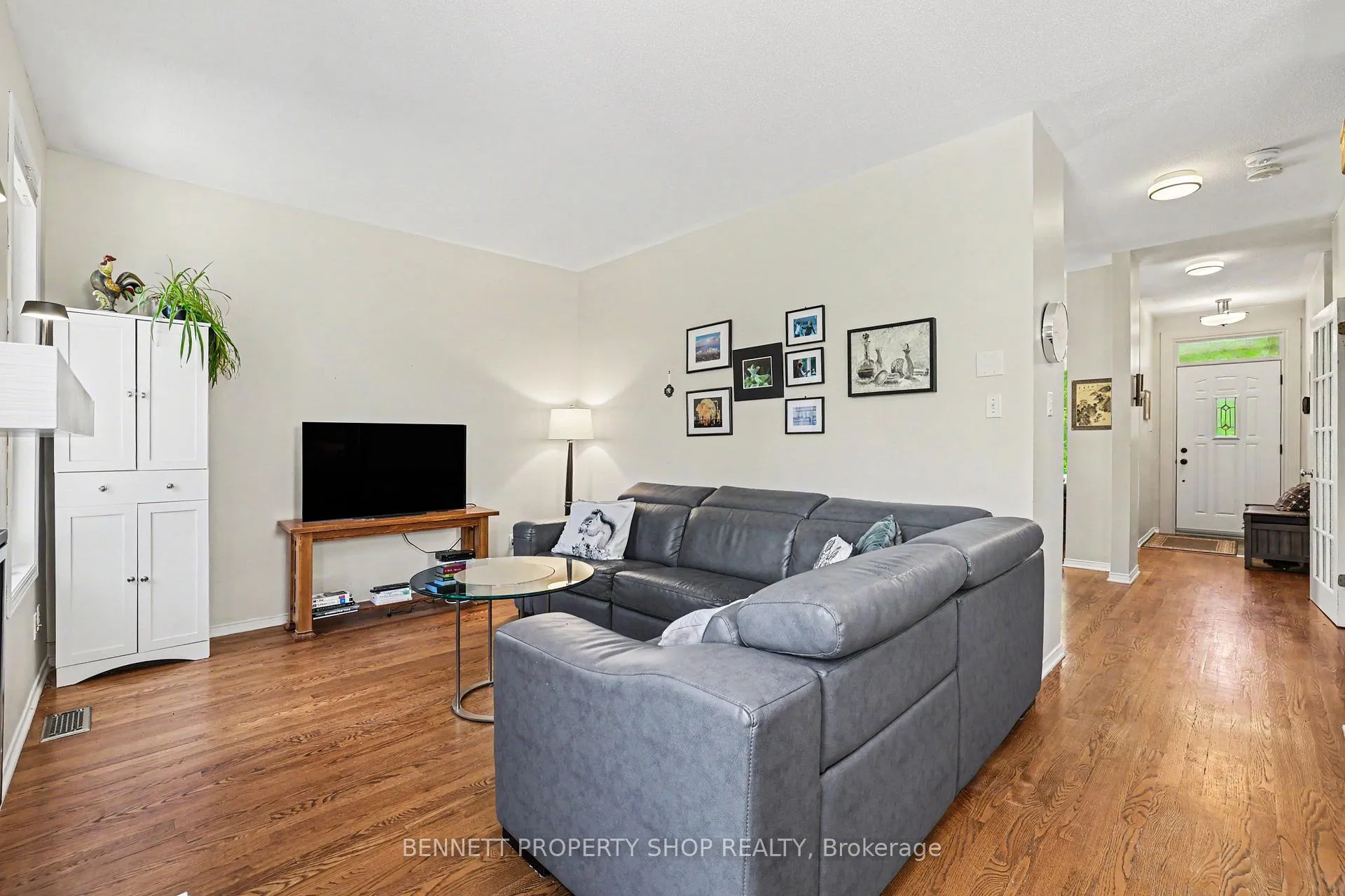 Photo 4 of 60 Apple Creek Crescent, Ottawa, Kanata - Emerald Meadows/Trailwest — HOMEH