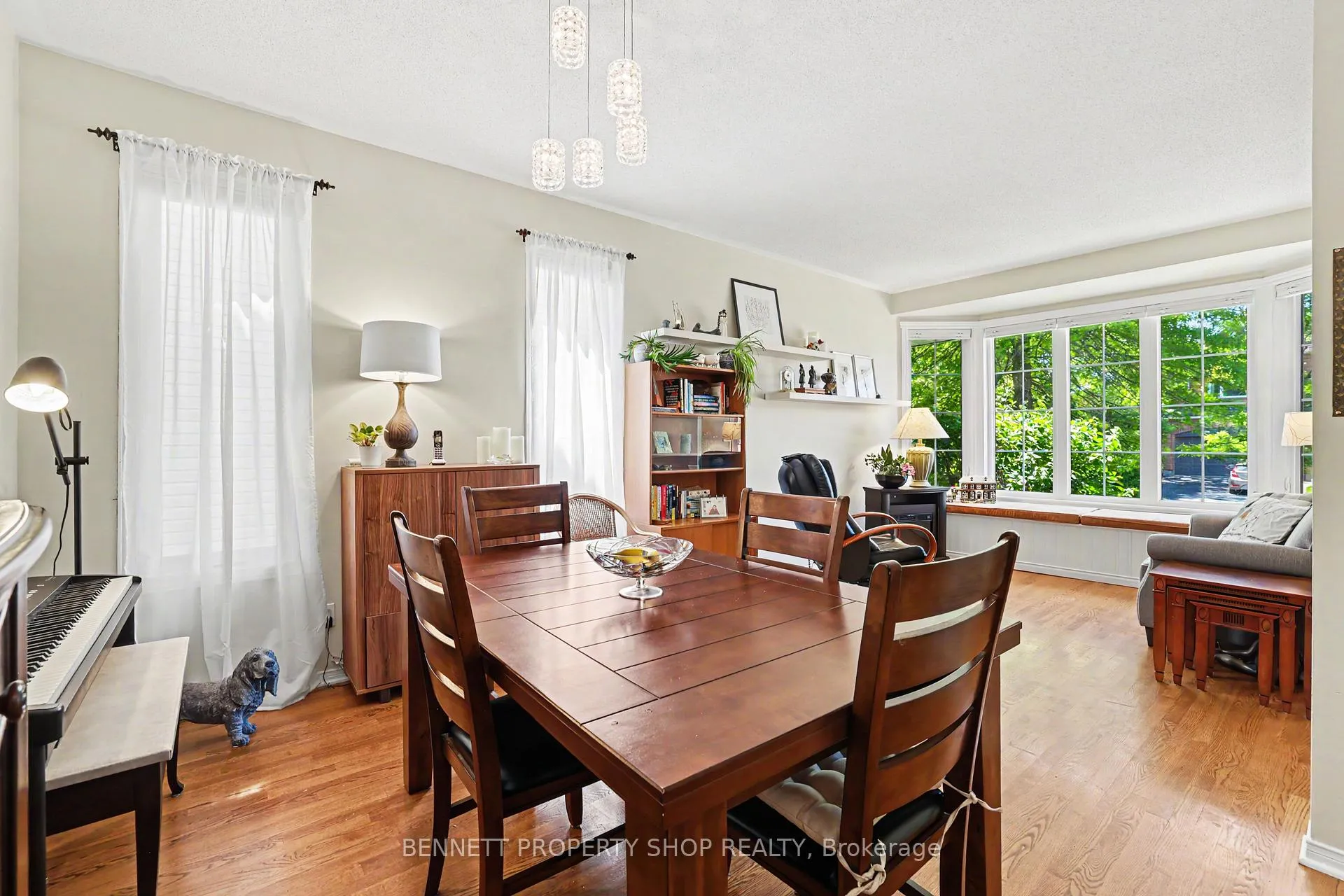Photo 10 of 60 Apple Creek Crescent, Ottawa, Kanata - Emerald Meadows/Trailwest — HOMEH